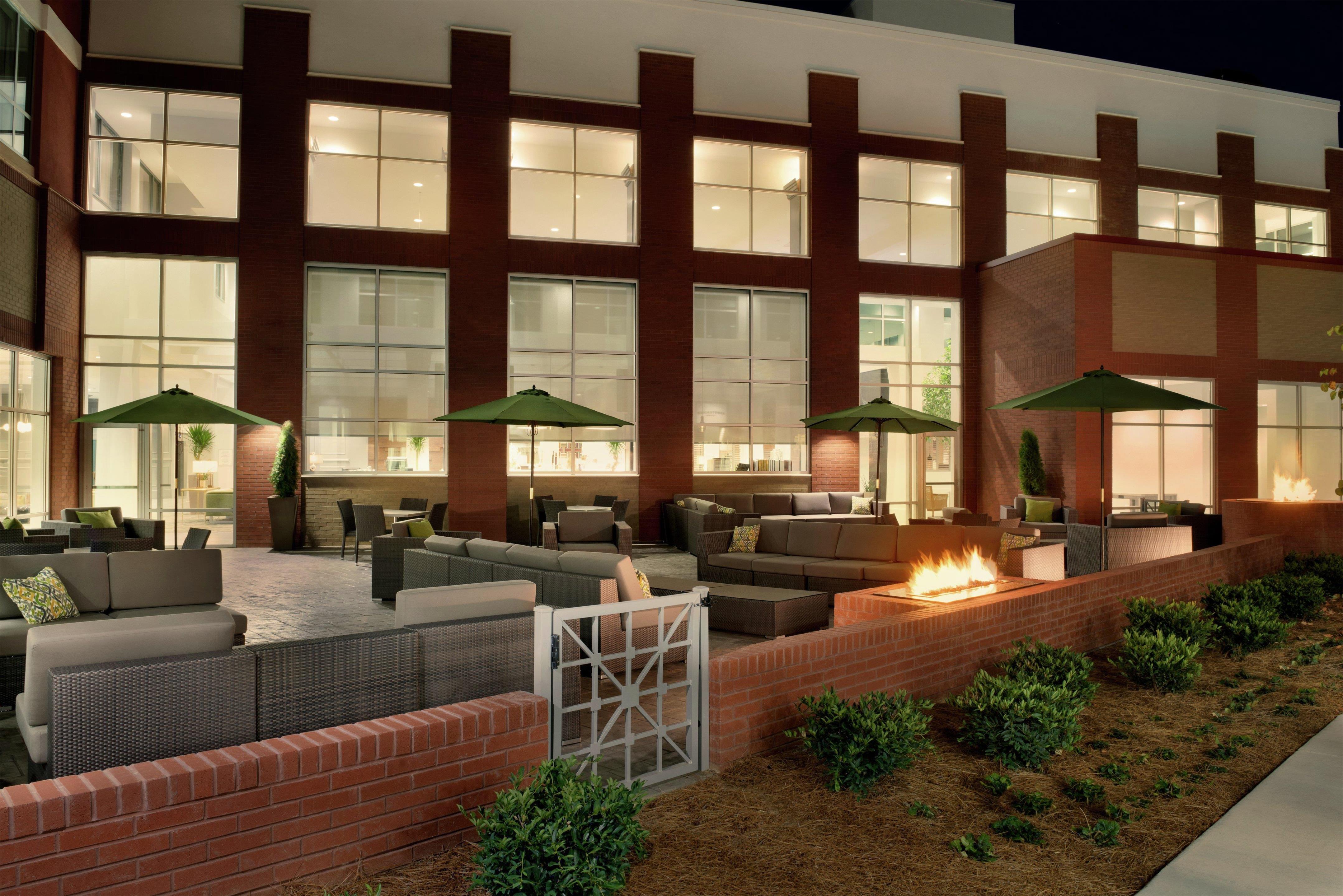 Exterior | Embassy Suites by Hilton Charlotte Ayrsley