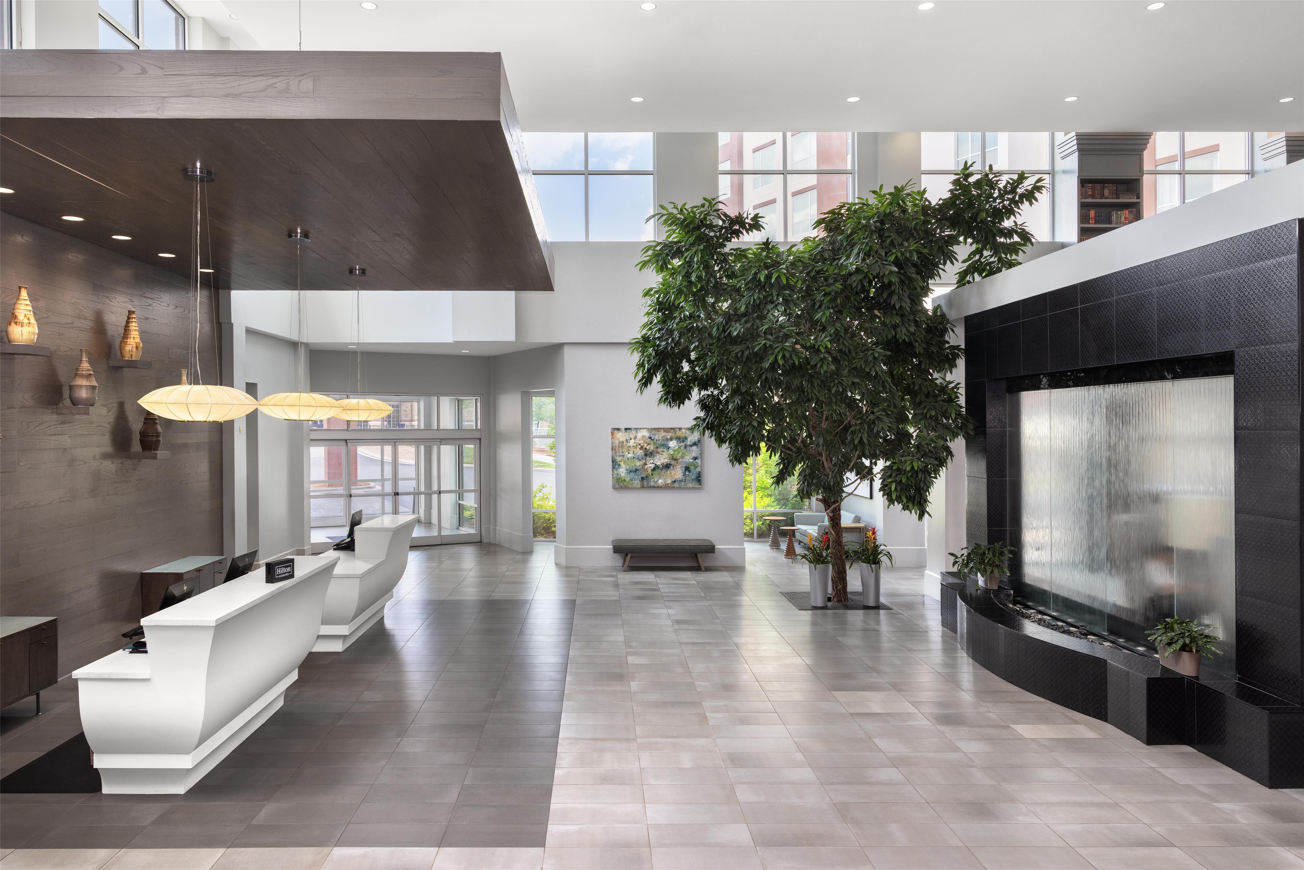 Lobby | Embassy Suites by Hilton Charlotte Ayrsley