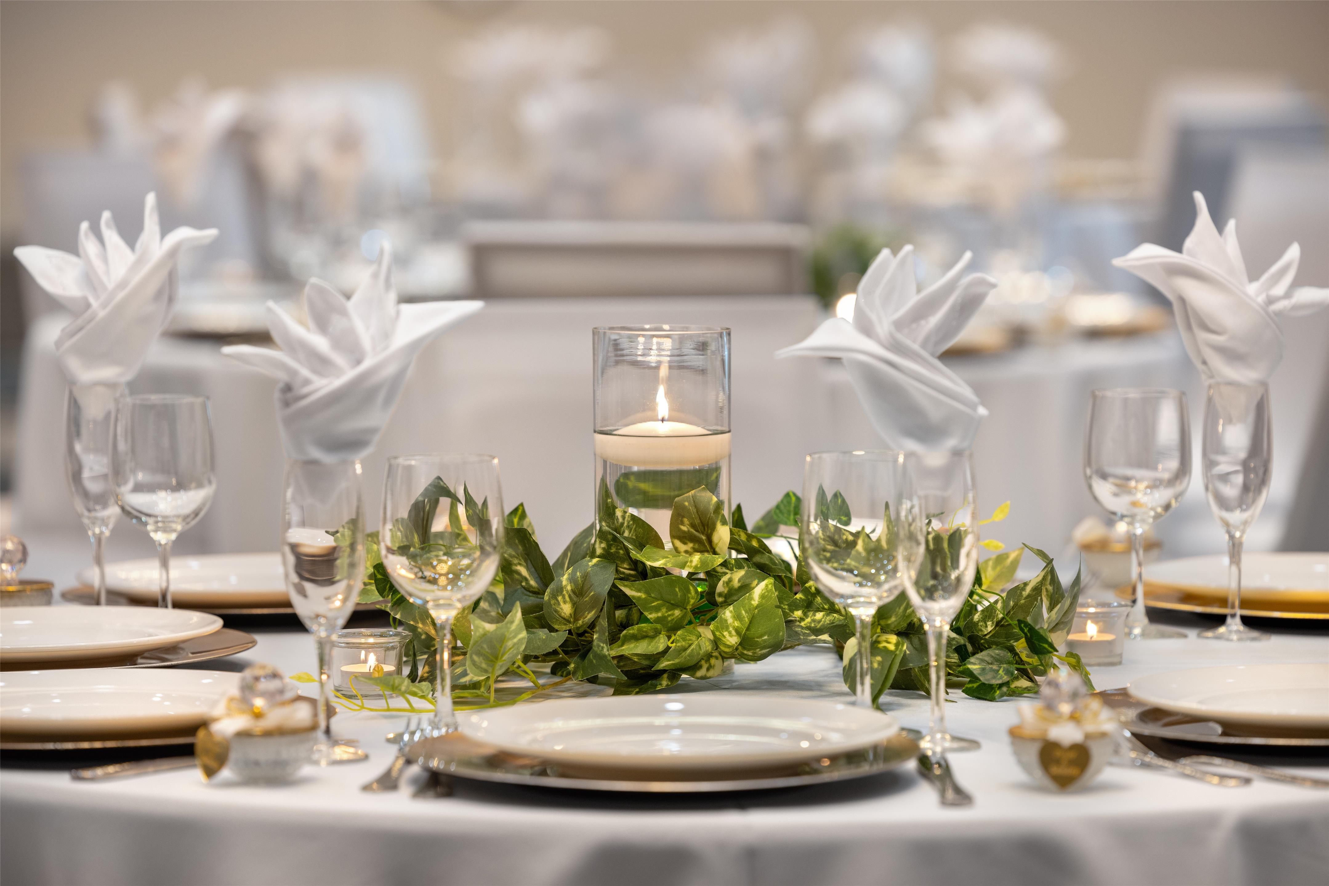 Meeting Room | Embassy Suites by Hilton Charlotte Ayrsley