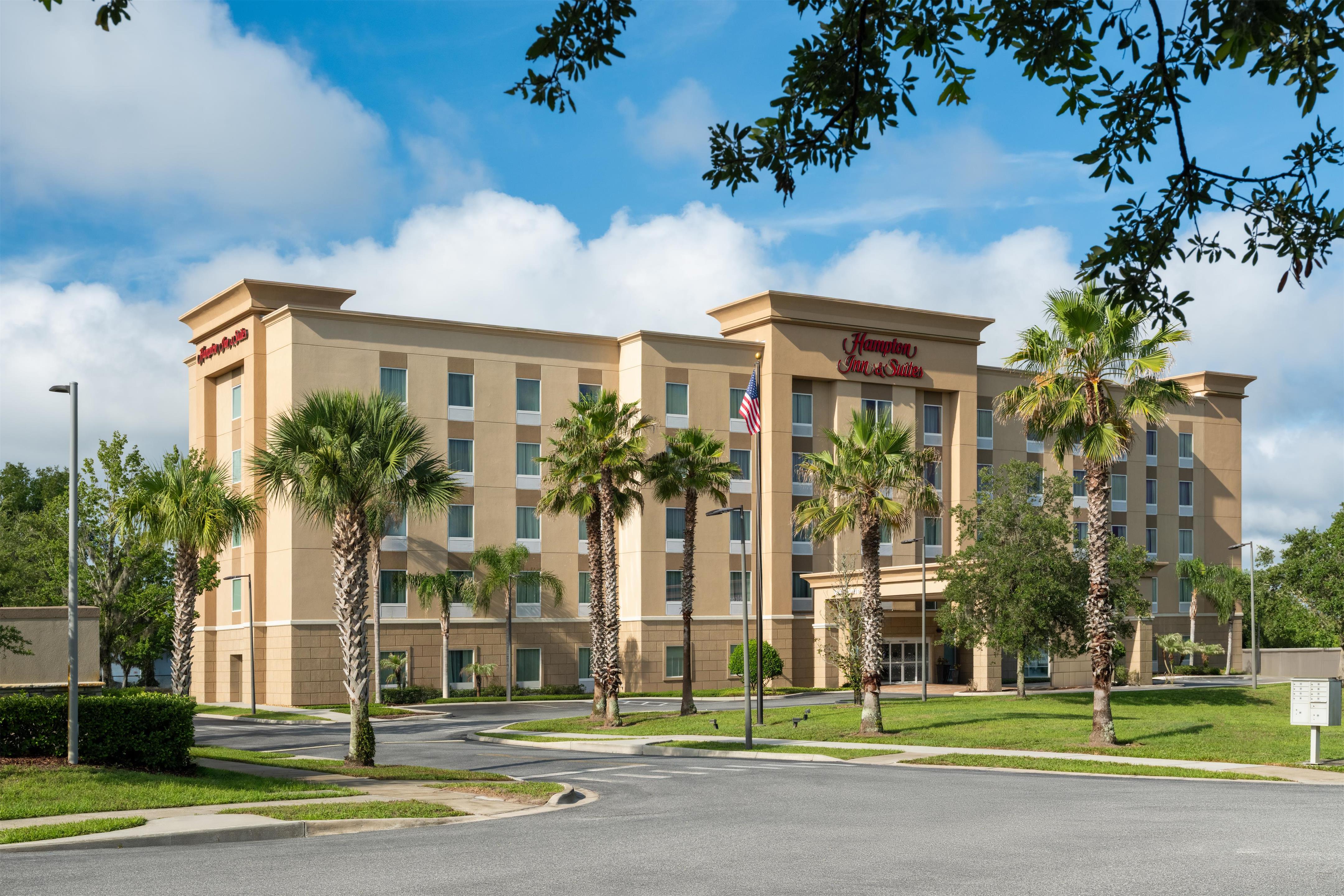 Exterior | Hampton Inn & Suites Deland