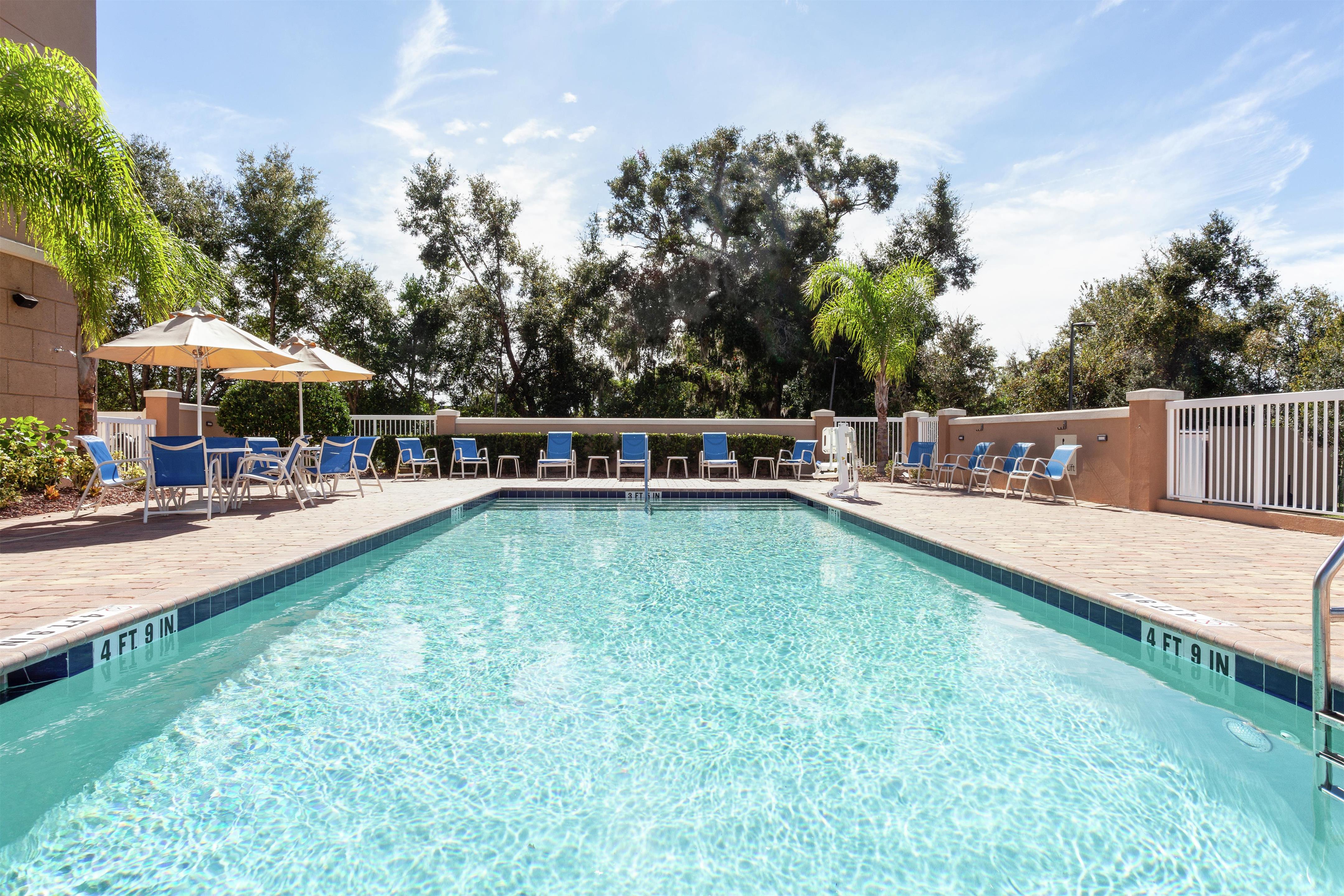 Pool | Hampton Inn & Suites Deland