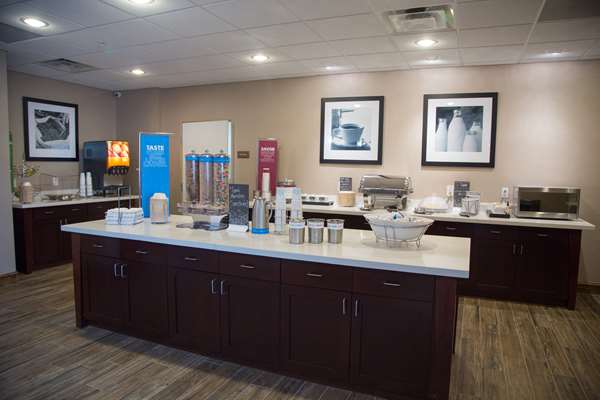 Restaurant - Hampton Inn & Suites McKinney
