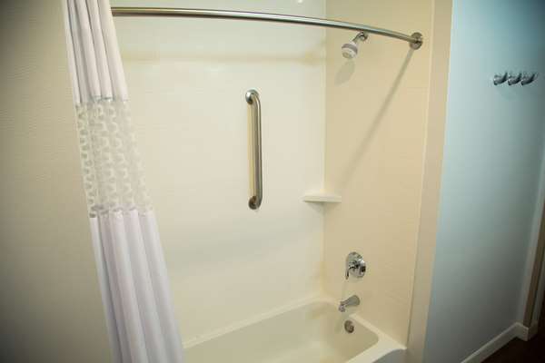  - Hampton Inn & Suites McKinney