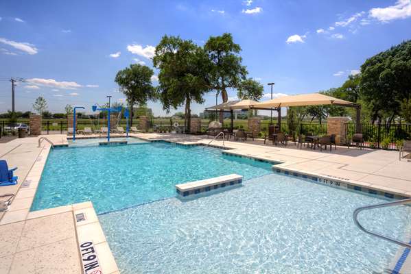 Pool - Hampton Inn & Suites East Plano