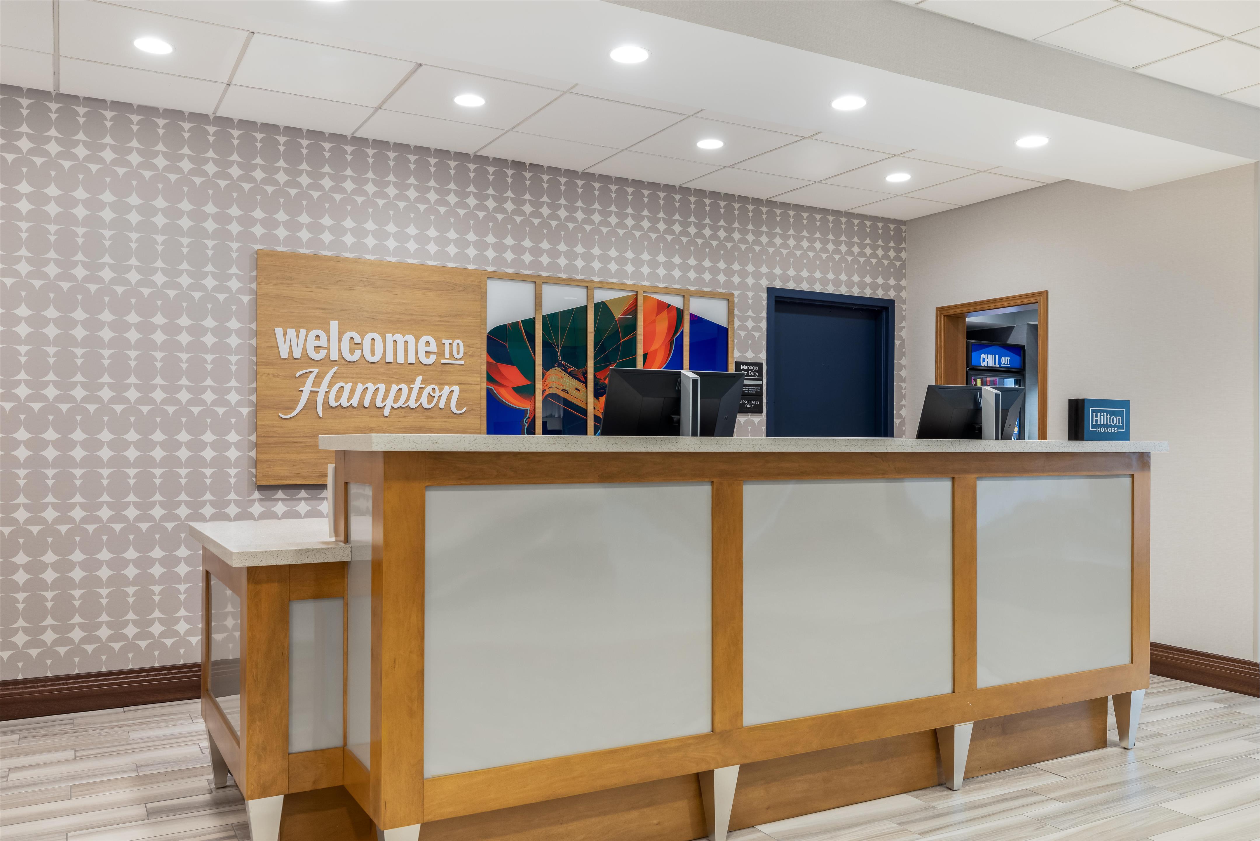 Reception | Hampton Inn & Suites Dallas/Plano-East