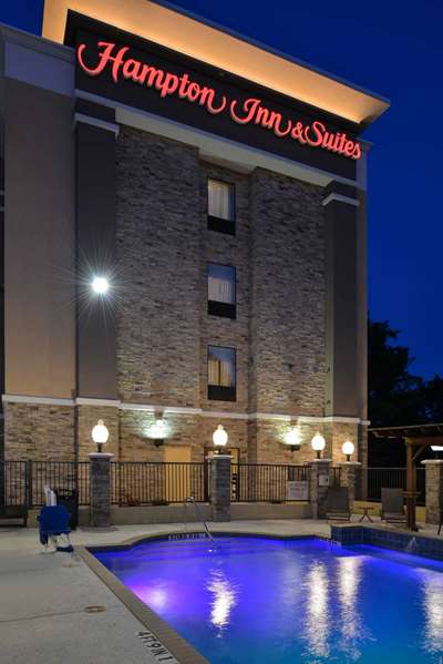 Pool - Hampton Inn & Suites Market Center Dallas - I-35, Exit 432B
