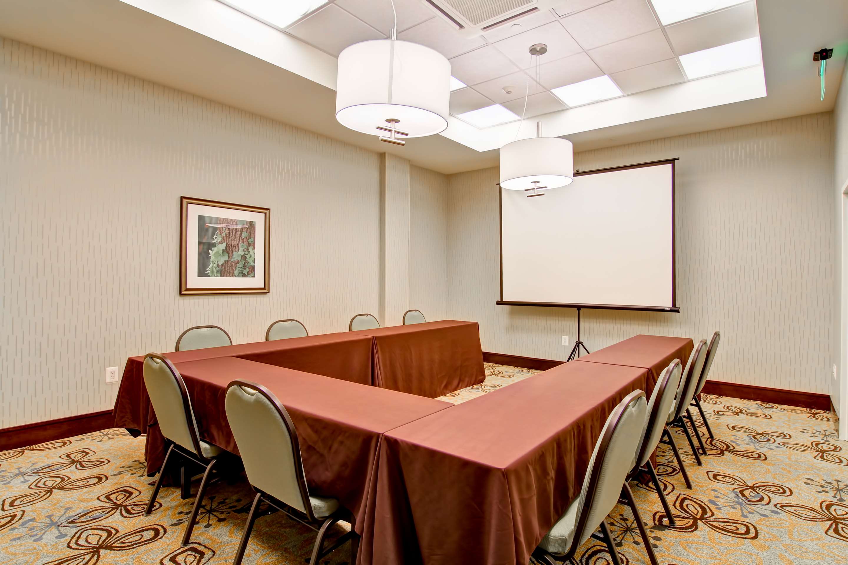 Meeting Room | Hilton Garden Inn Woodbridge