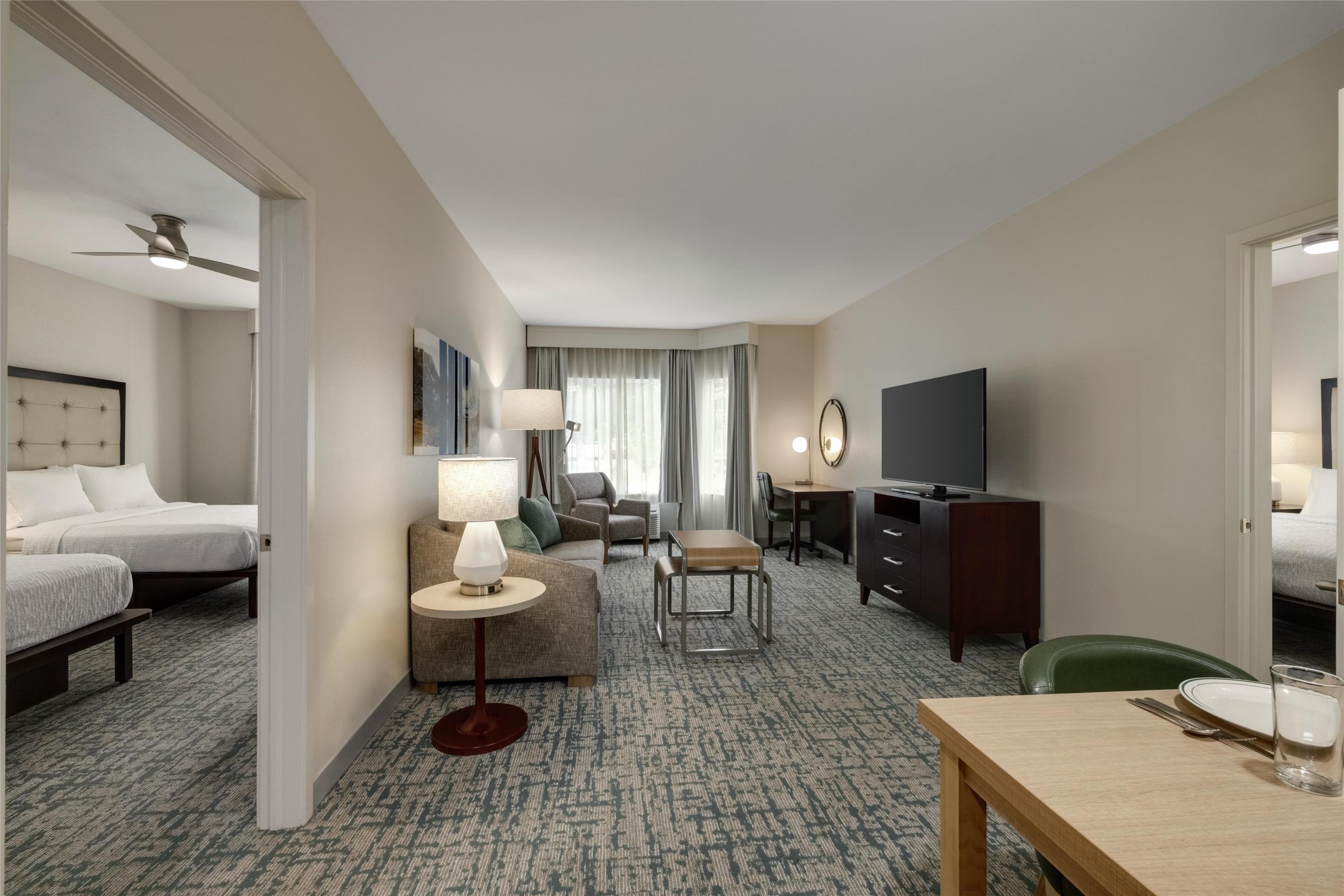 Guest room