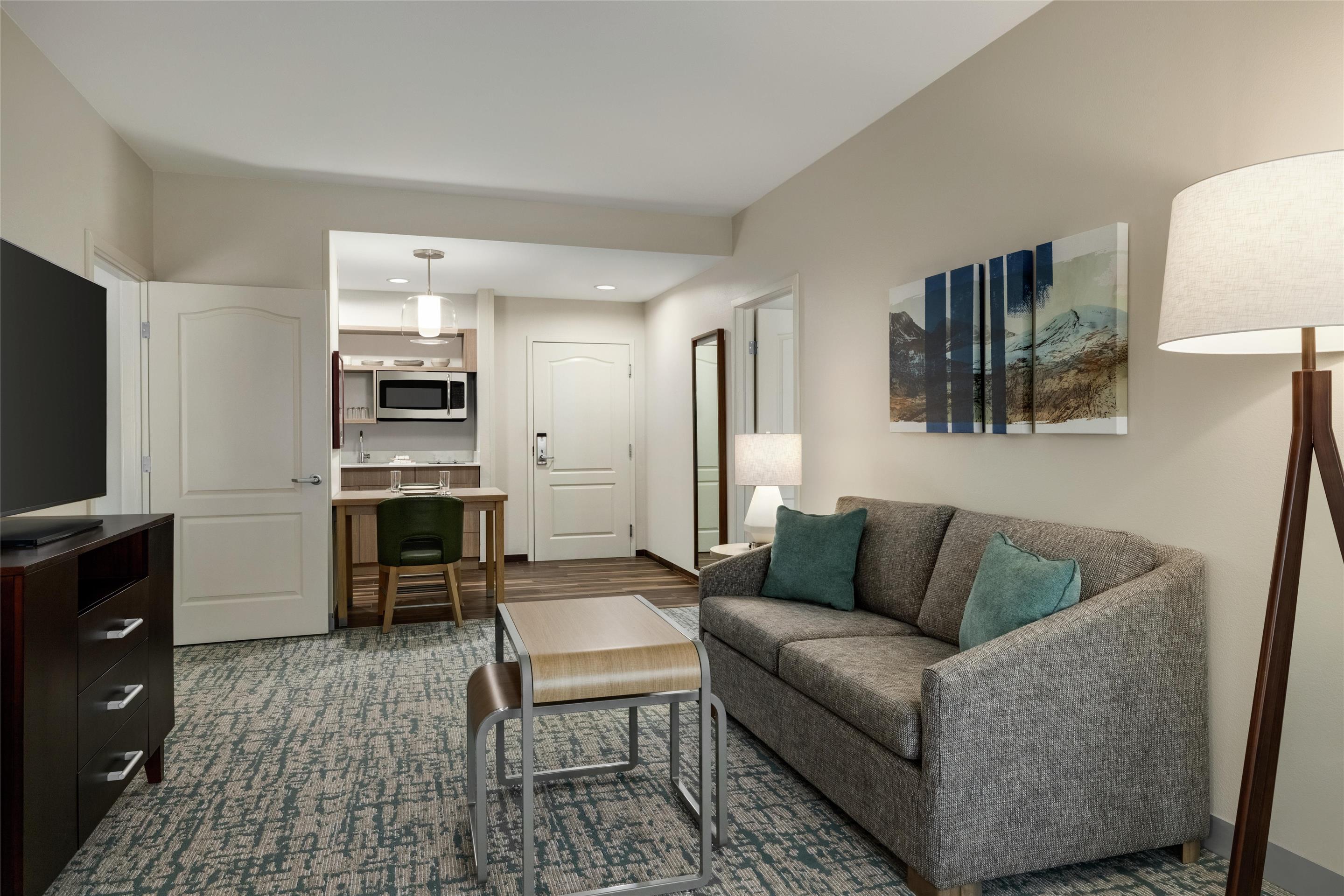 Guest room