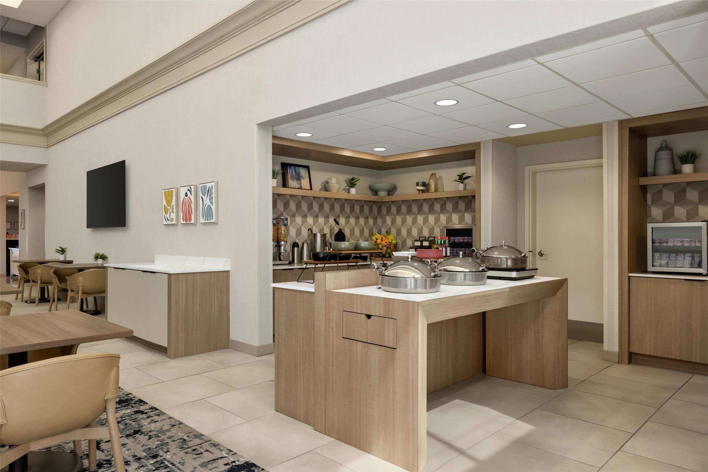 Breakfast Area | Homewood Suites by Hilton Denver West Lakewood
