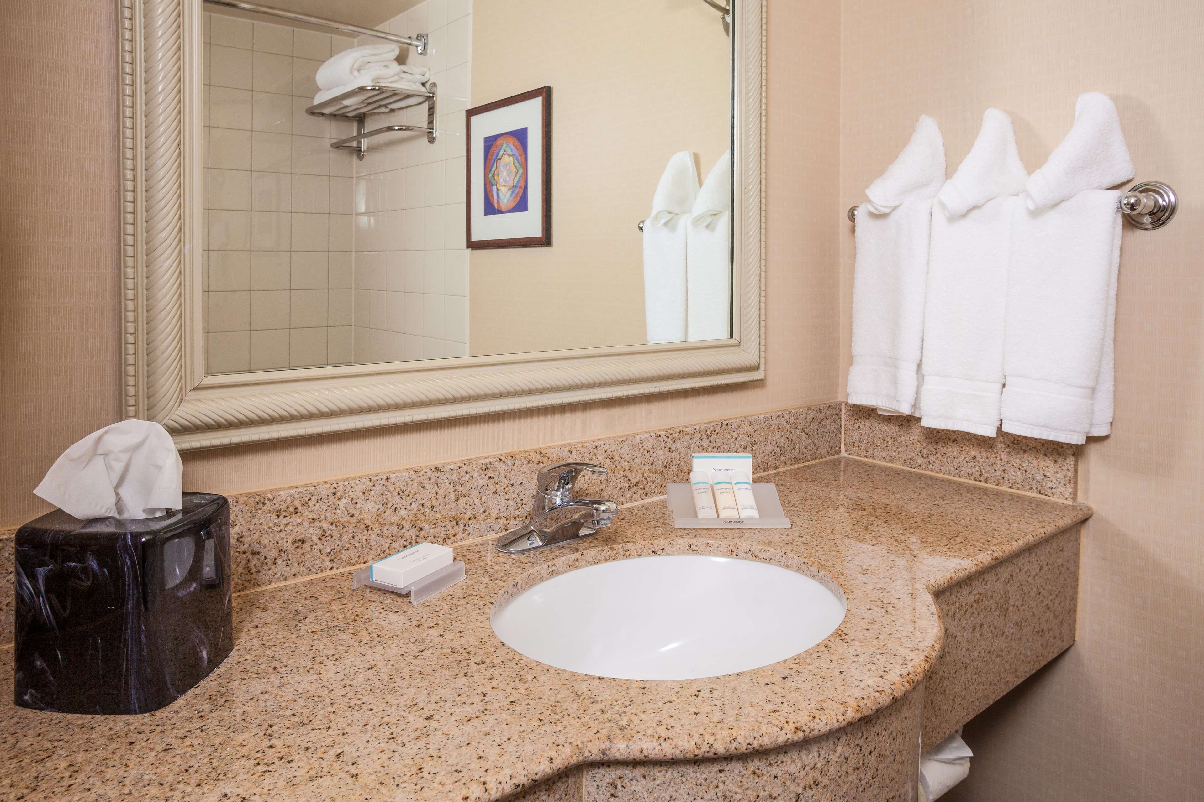 Hilton Garden Inn El Paso / University Room Type - 2 QUEEN BEDS 1 BDRM SUITE