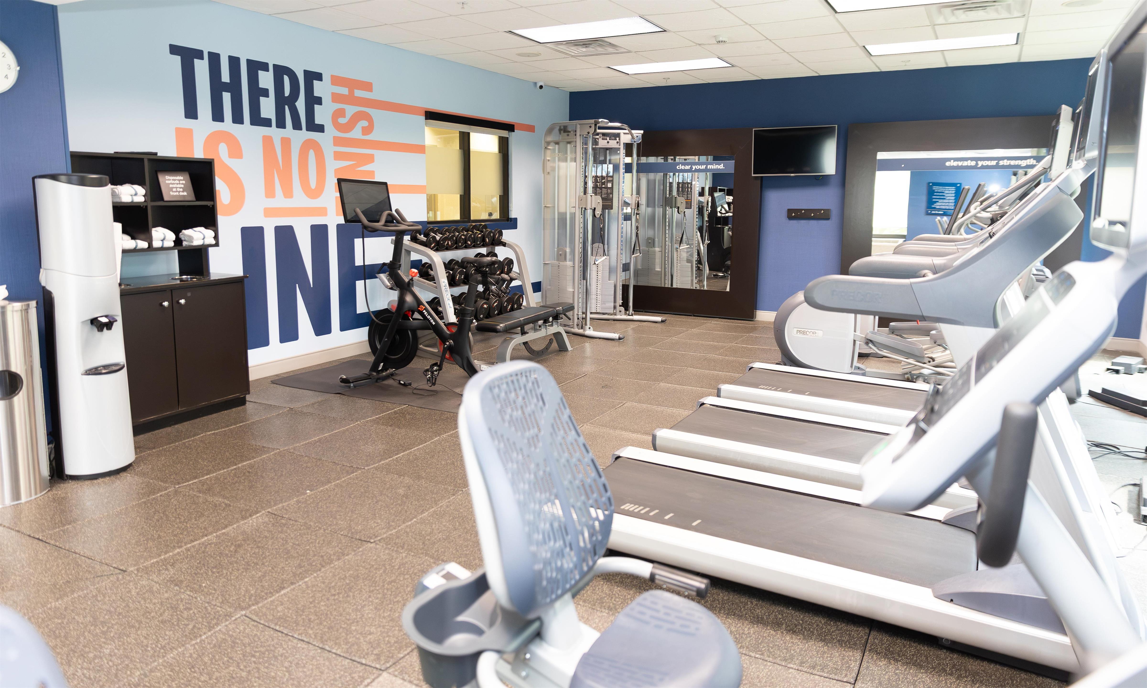 Health club fitness center gym | Hampton Inn & Suites Stroudsburg Pocono Mountains