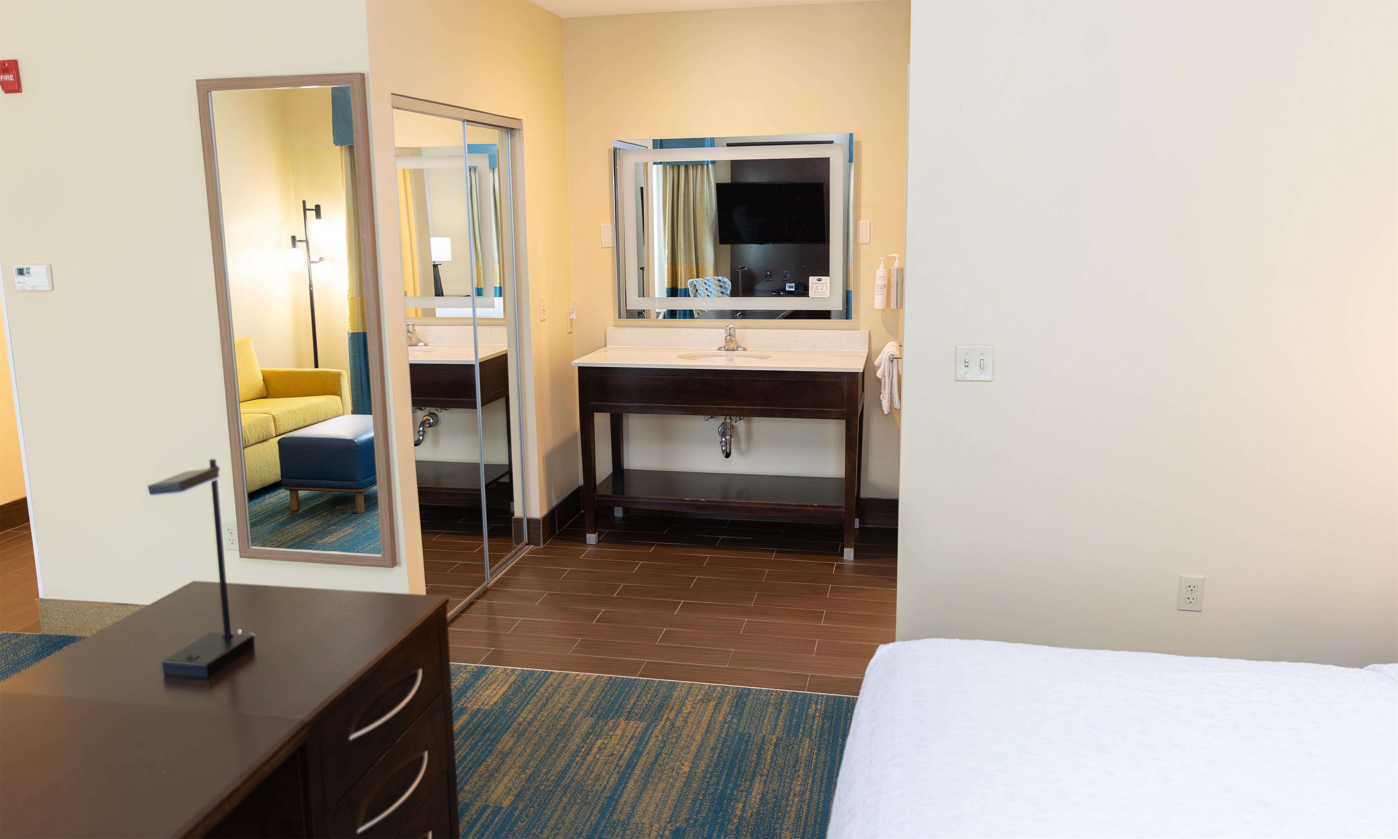 Guest room