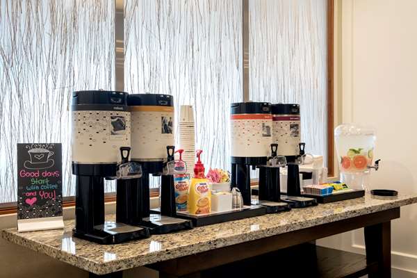  - Hampton Inn Hallandale Beach