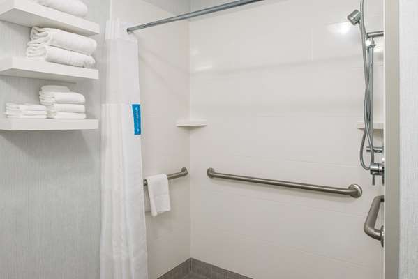  - Hampton Inn Plantation