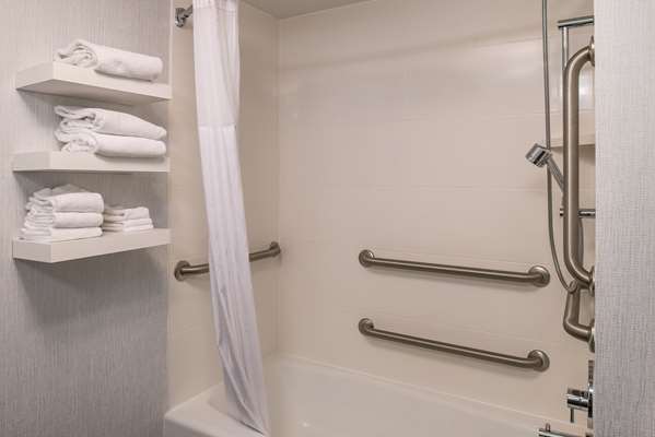  - Hampton Inn Plantation