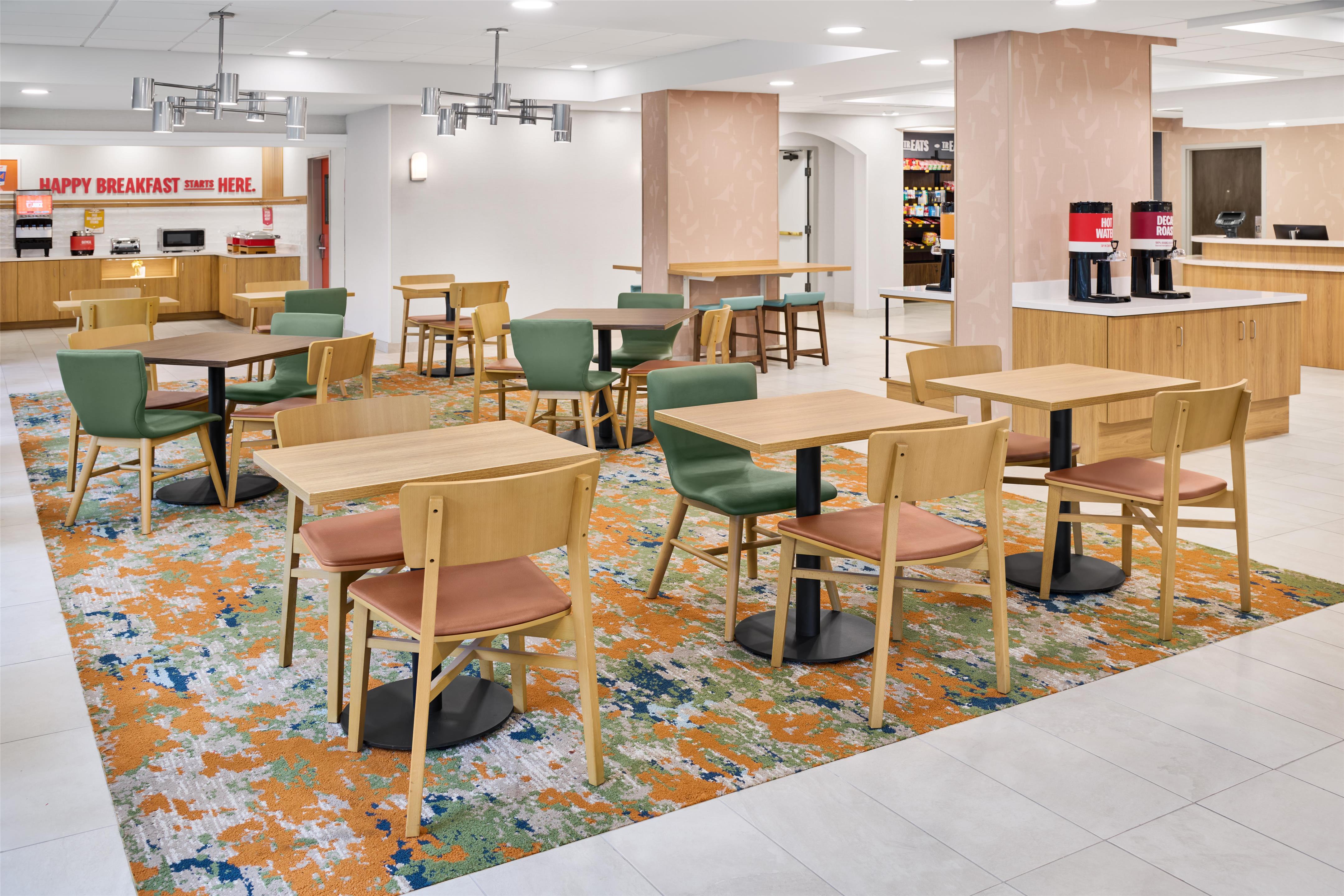 Breakfast Area | Hampton Inn Ft Lauderdale-Plantation