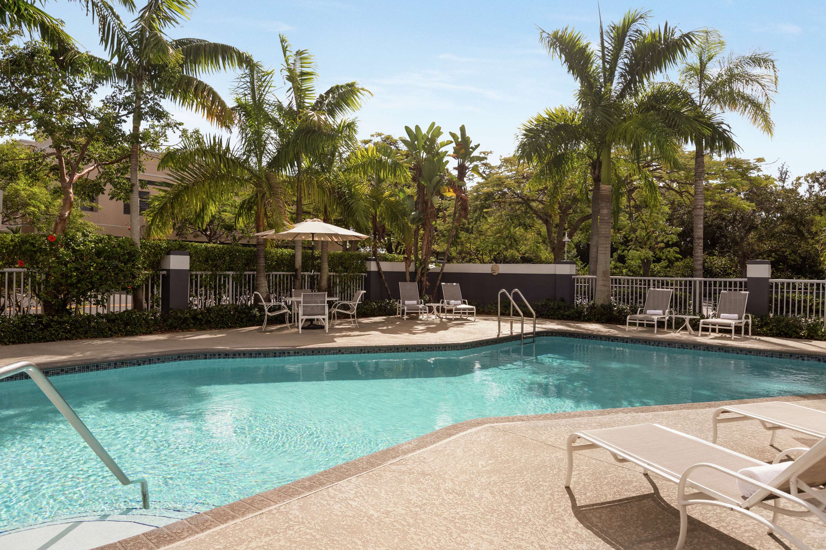 Pool | Hampton Inn Ft. Lauderdale-West/Pembroke Pines