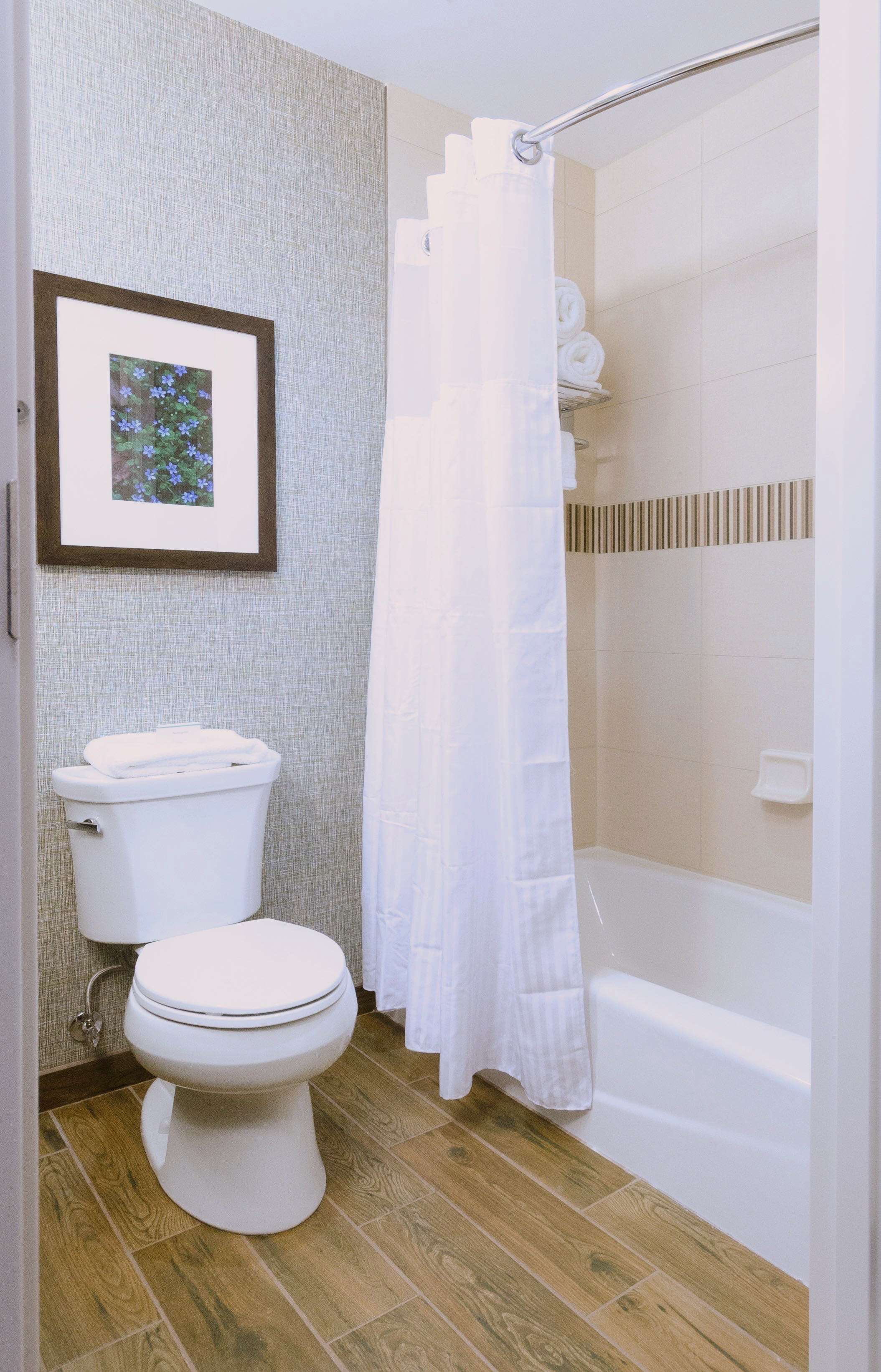 Hilton Garden Inn Hickory, NC Room Type - 2 QN HEARING ACCESSIBLE