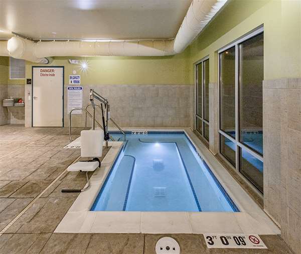 Pool - Hampton Inn Hibbing