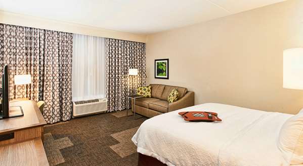  - Hampton Inn Hibbing