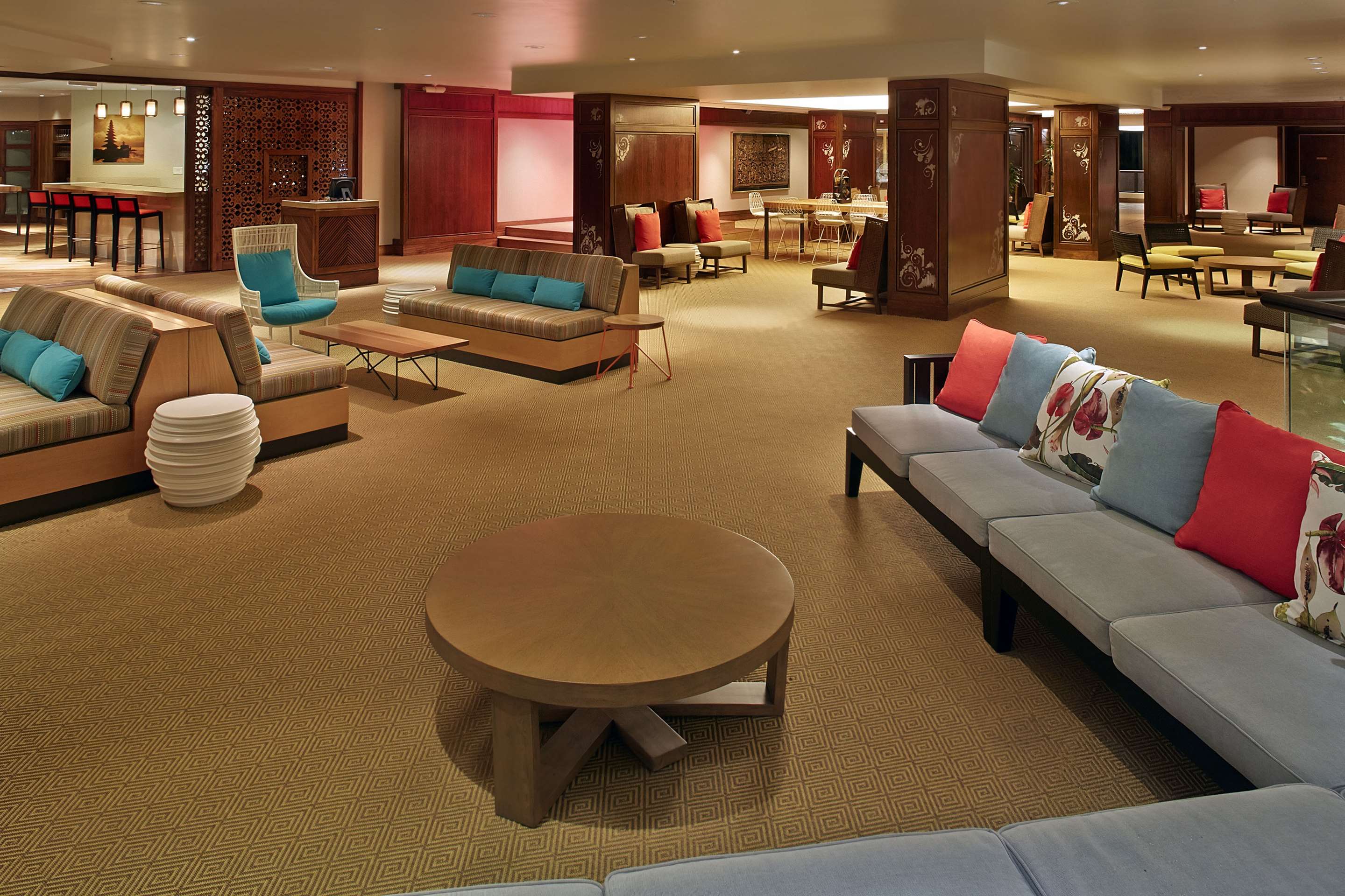 BarLounge | Hilton Hawaiian Village Waikiki Beach Resort