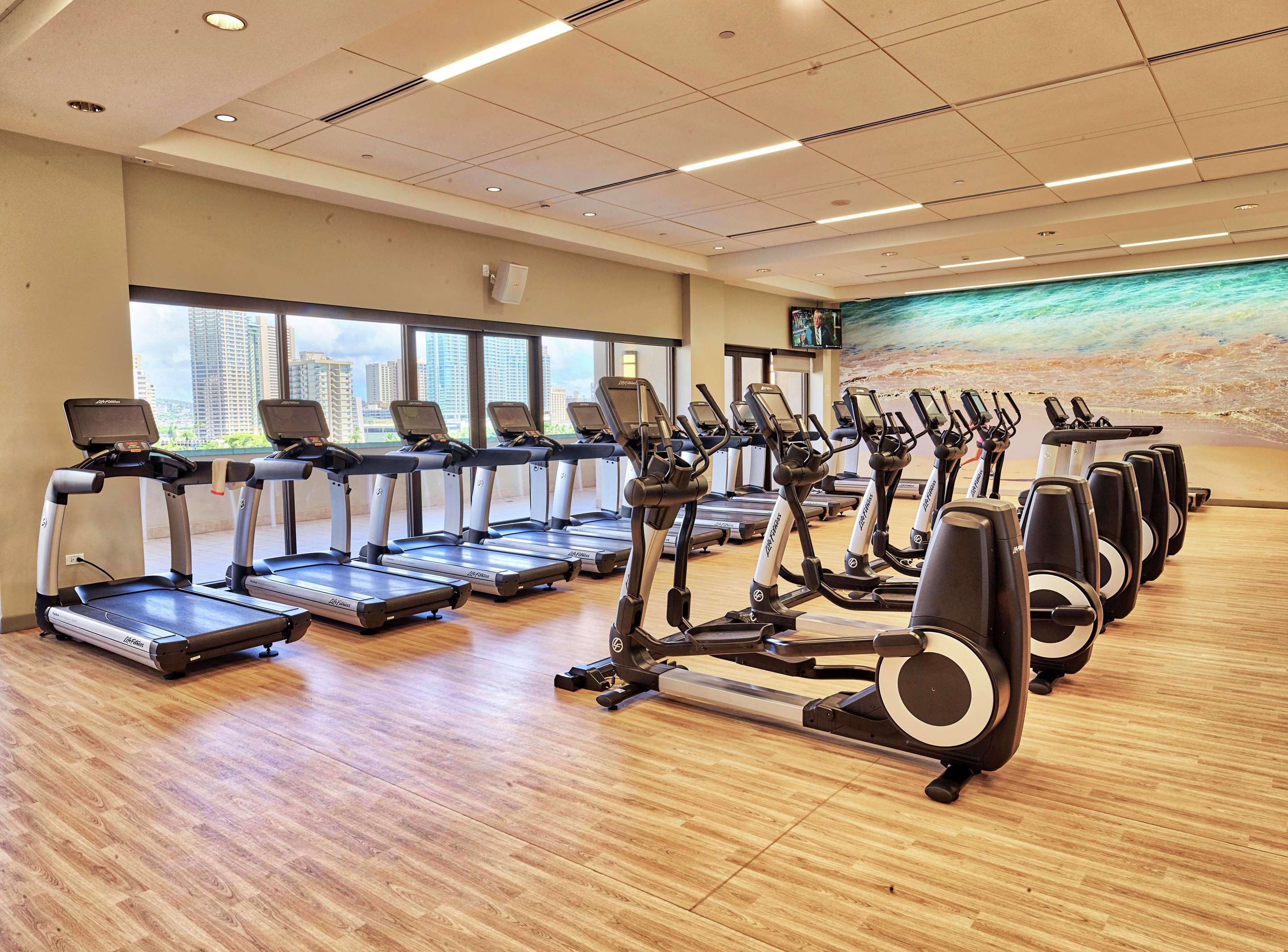 Health club fitness center gym | Hilton Hawaiian Village Waikiki Beach Resort