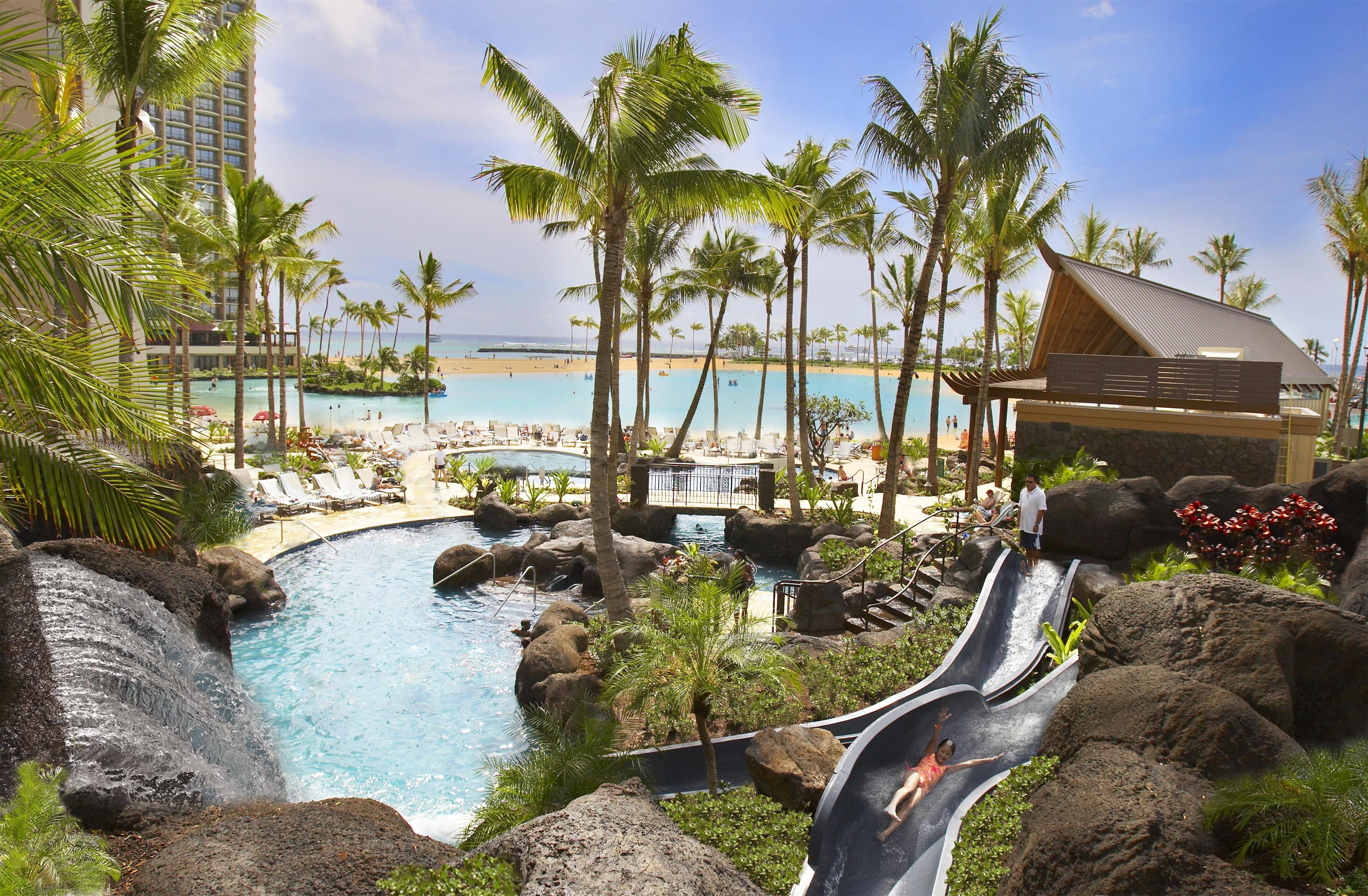 Pool | Hilton Hawaiian Village Waikiki Beach Resort