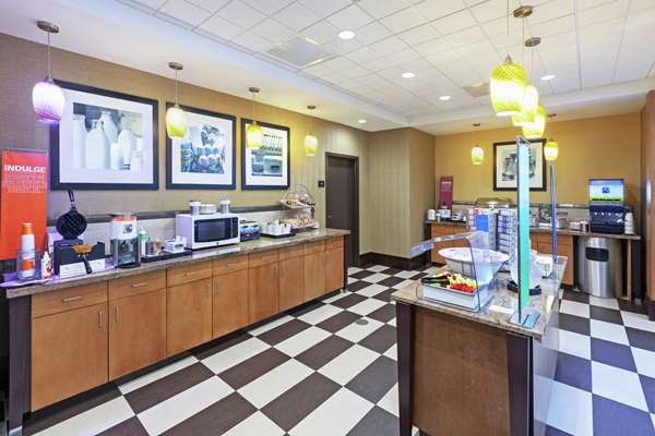 Amenities - Hampton Inn & Suites North IAH Houston