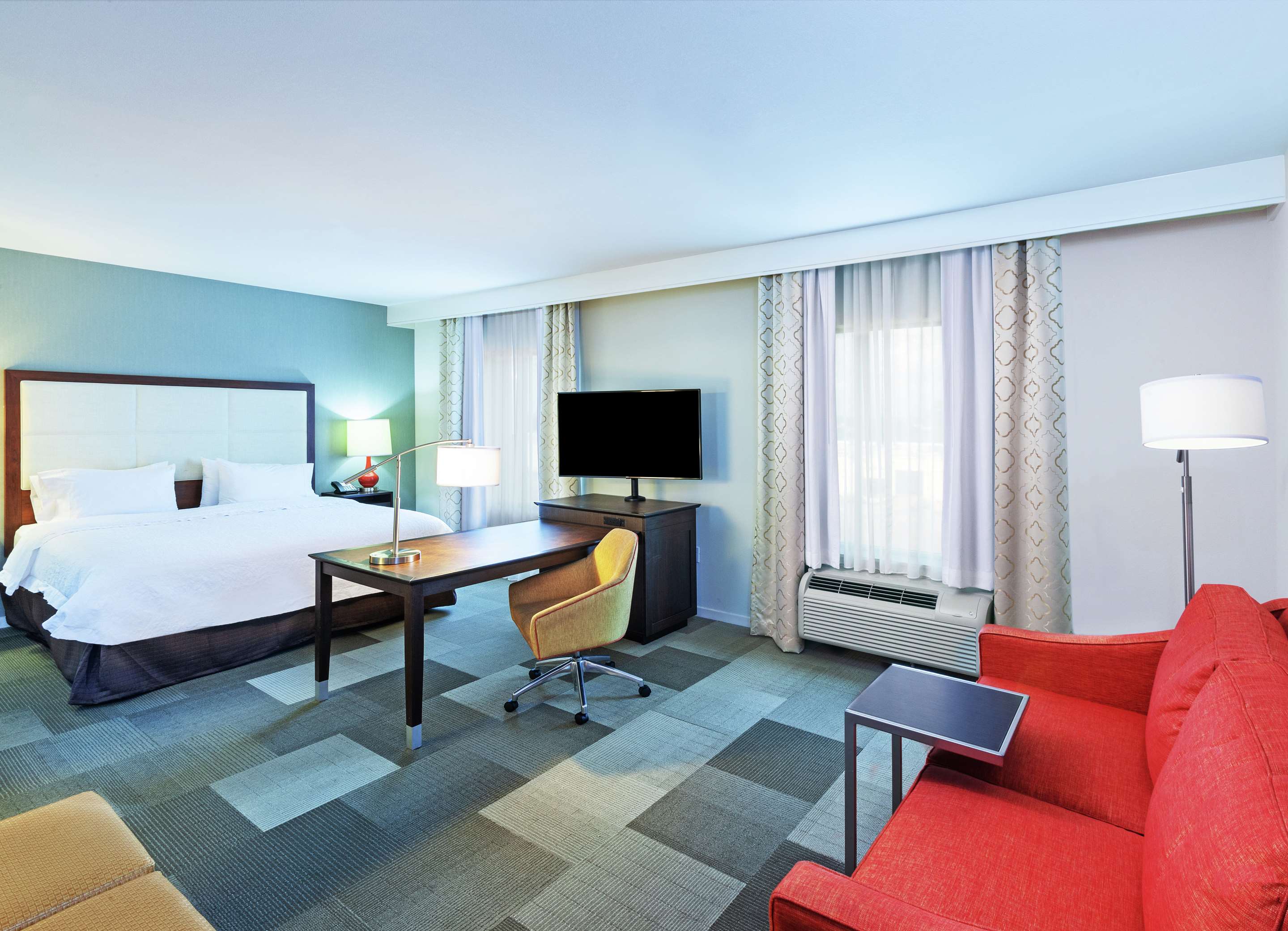 Guest room