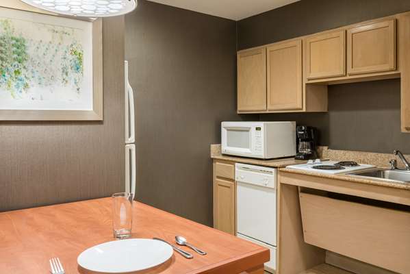  - Homewood Suites by Hilton Universal Studios Orlando - I-4, Exit 75B