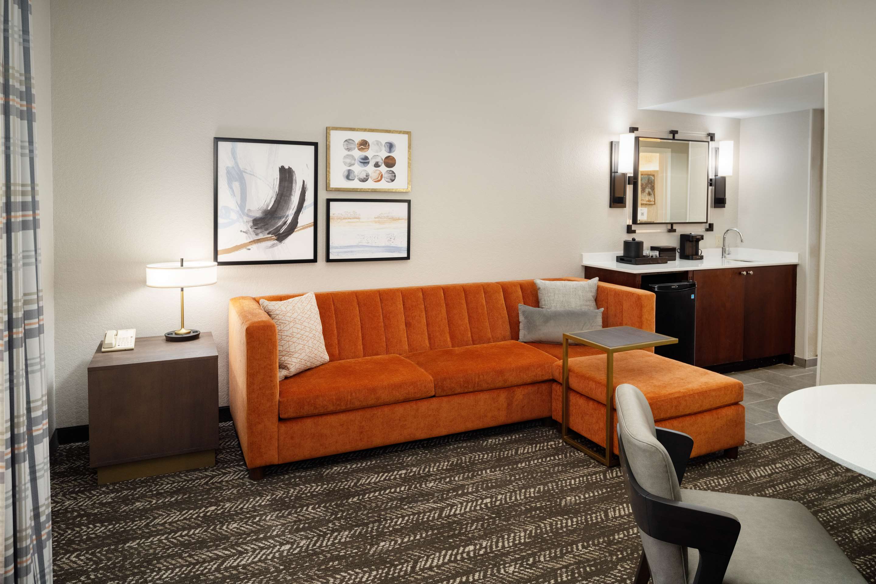 Guest room