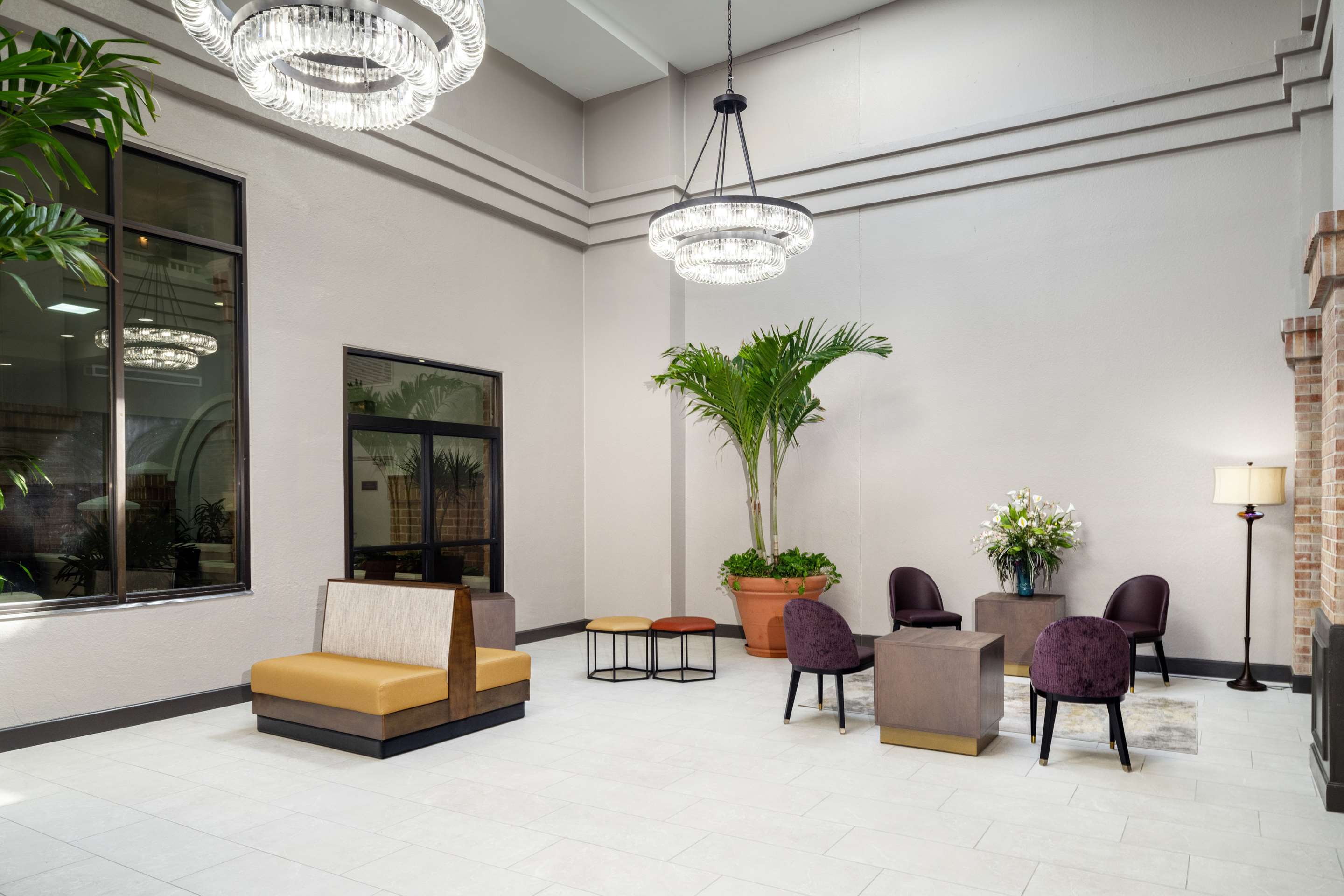Lobby | Embassy Suites by Hilton Orlando North