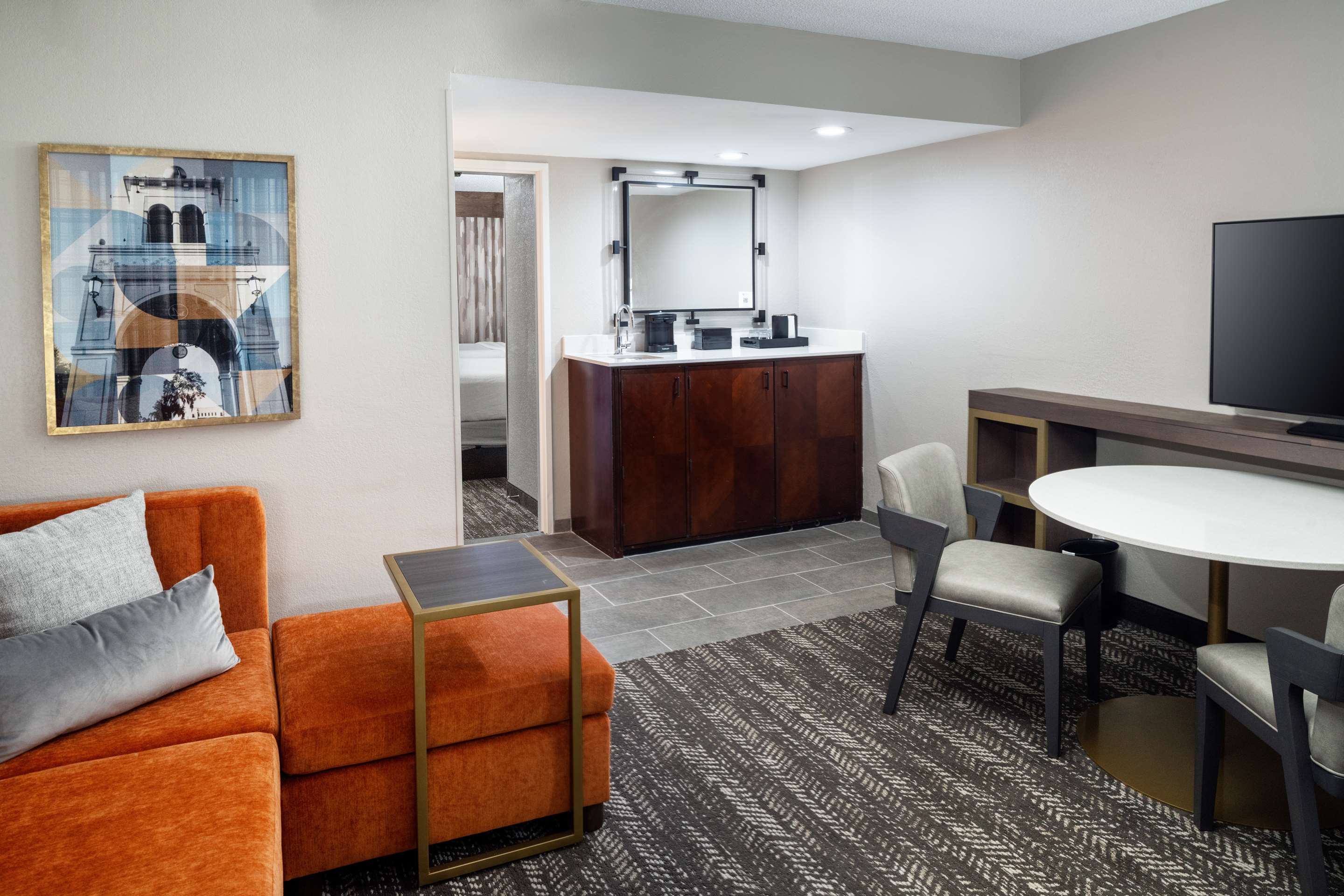 Guest room