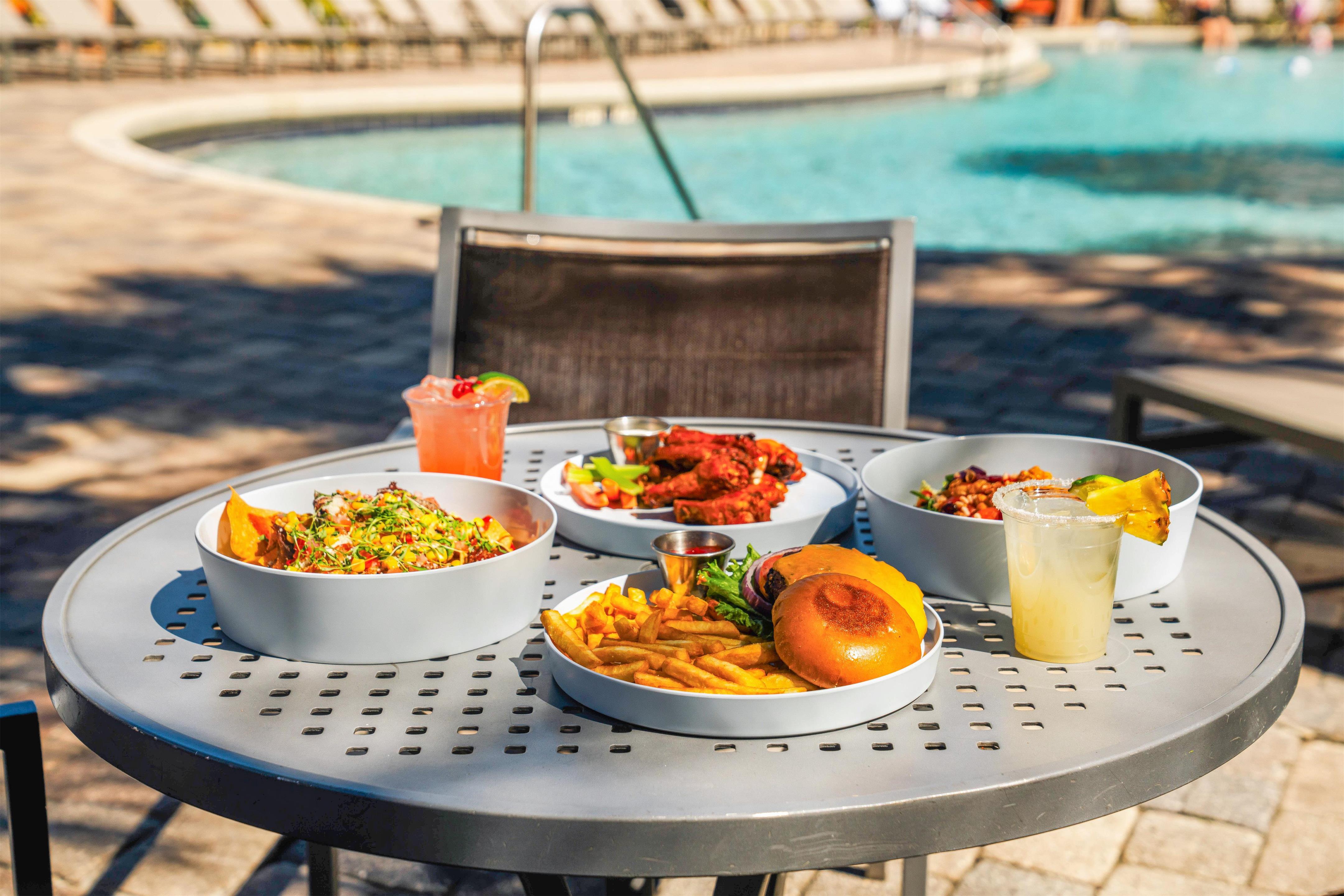 Pool | DoubleTree by Hilton Hotel Orlando at SeaWorld