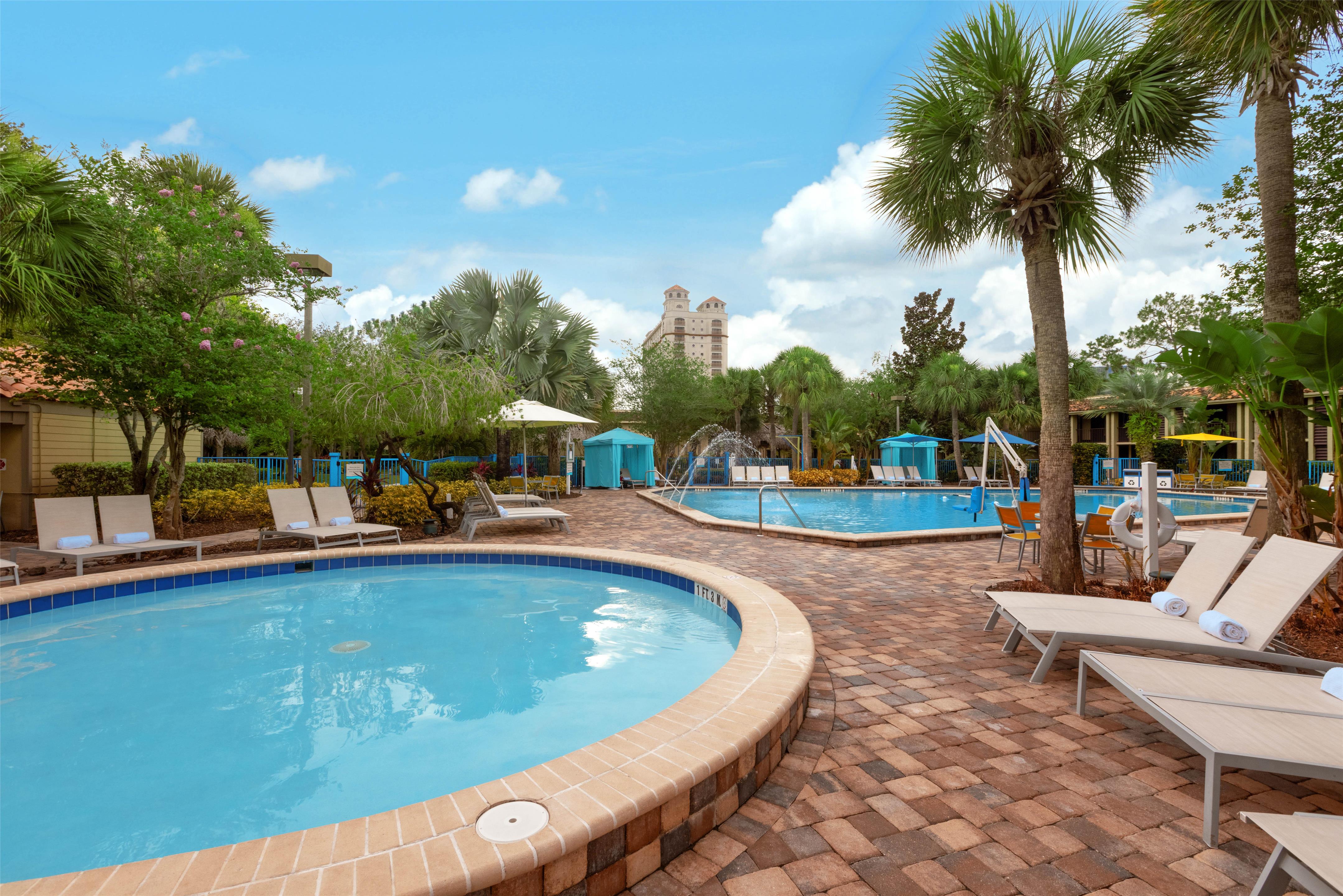 Pool | DoubleTree by Hilton Hotel Orlando at SeaWorld