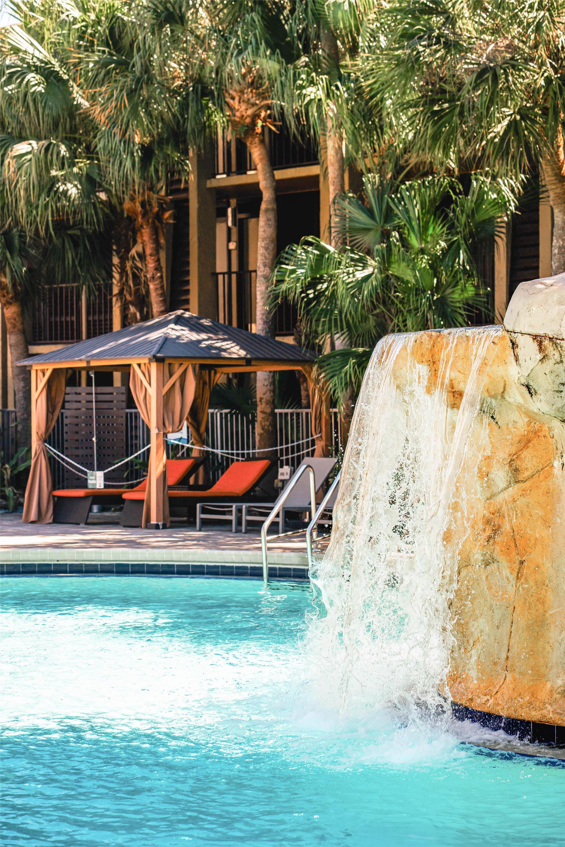 Pool | DoubleTree by Hilton Hotel Orlando at SeaWorld