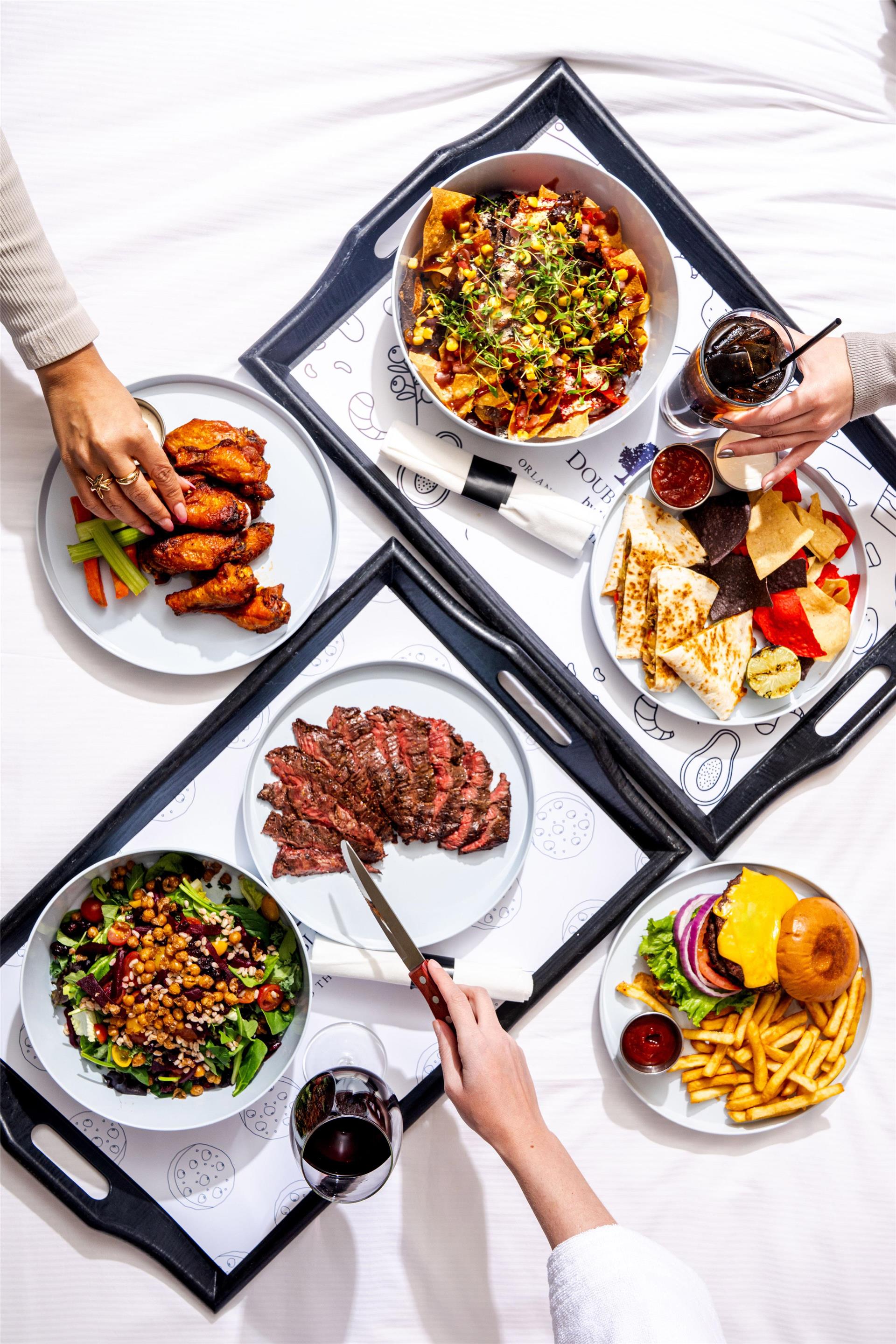 Restaurant | DoubleTree by Hilton Hotel Orlando at SeaWorld