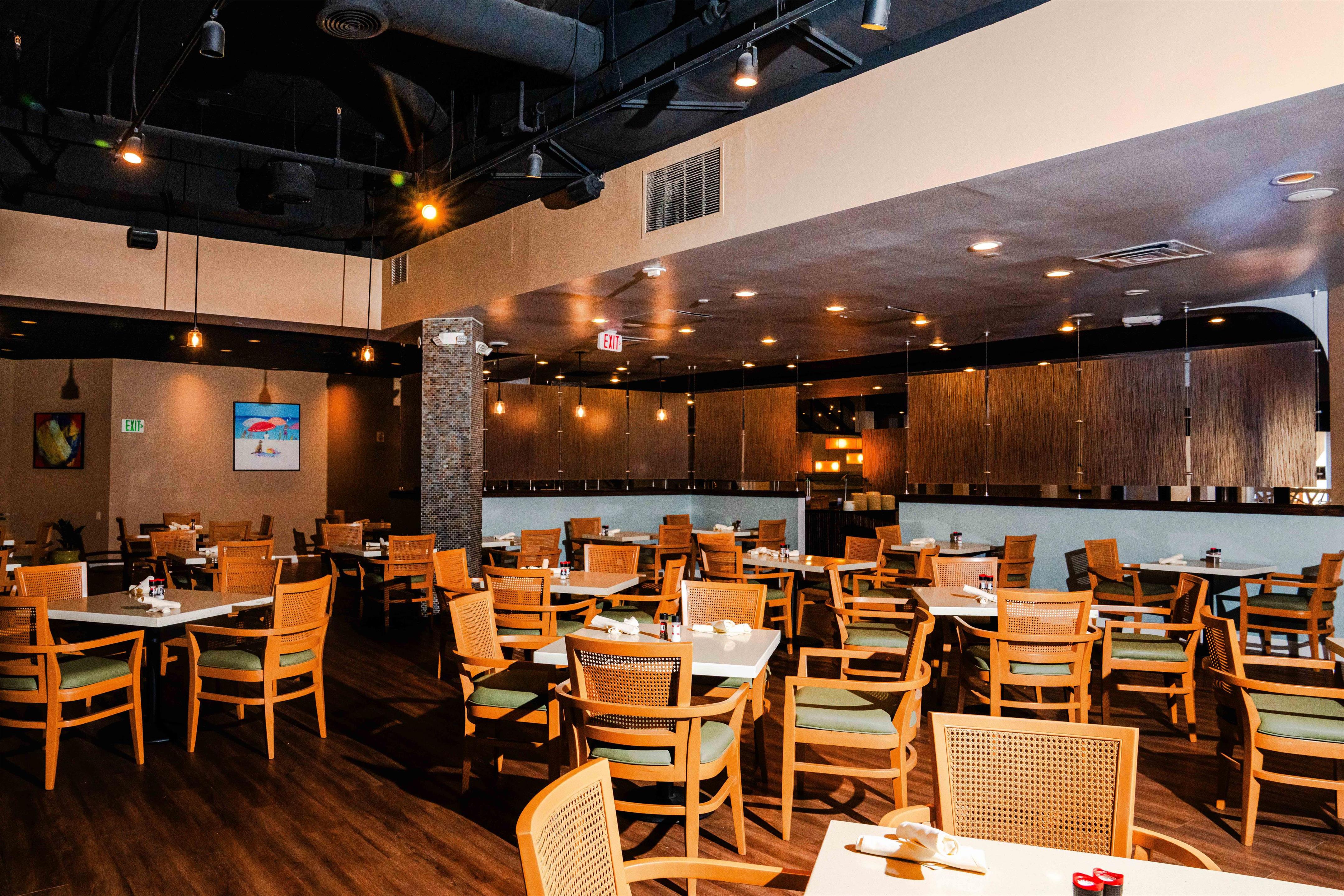 Restaurant | DoubleTree by Hilton Hotel Orlando at SeaWorld