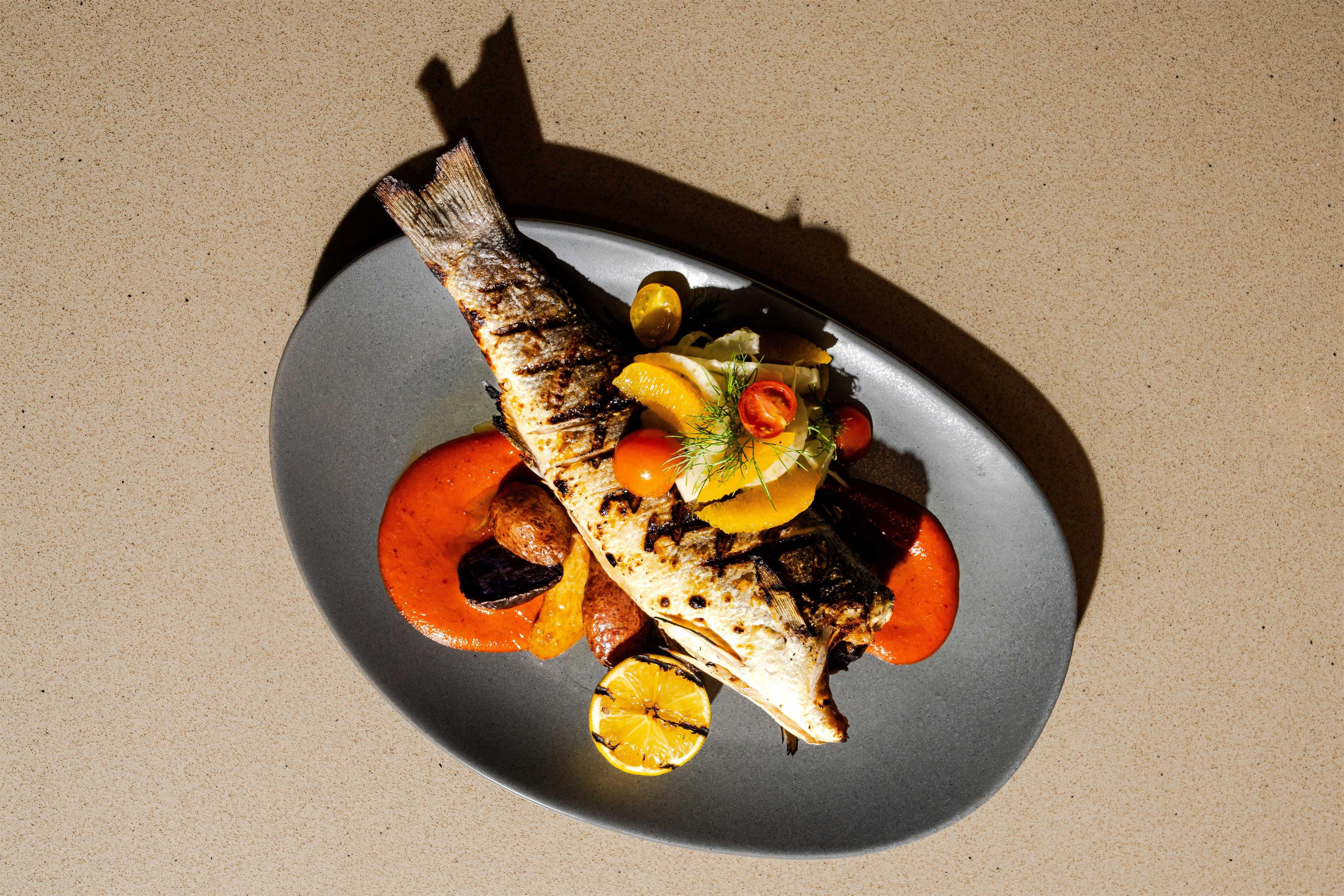 Restaurant | DoubleTree by Hilton Hotel Orlando at SeaWorld