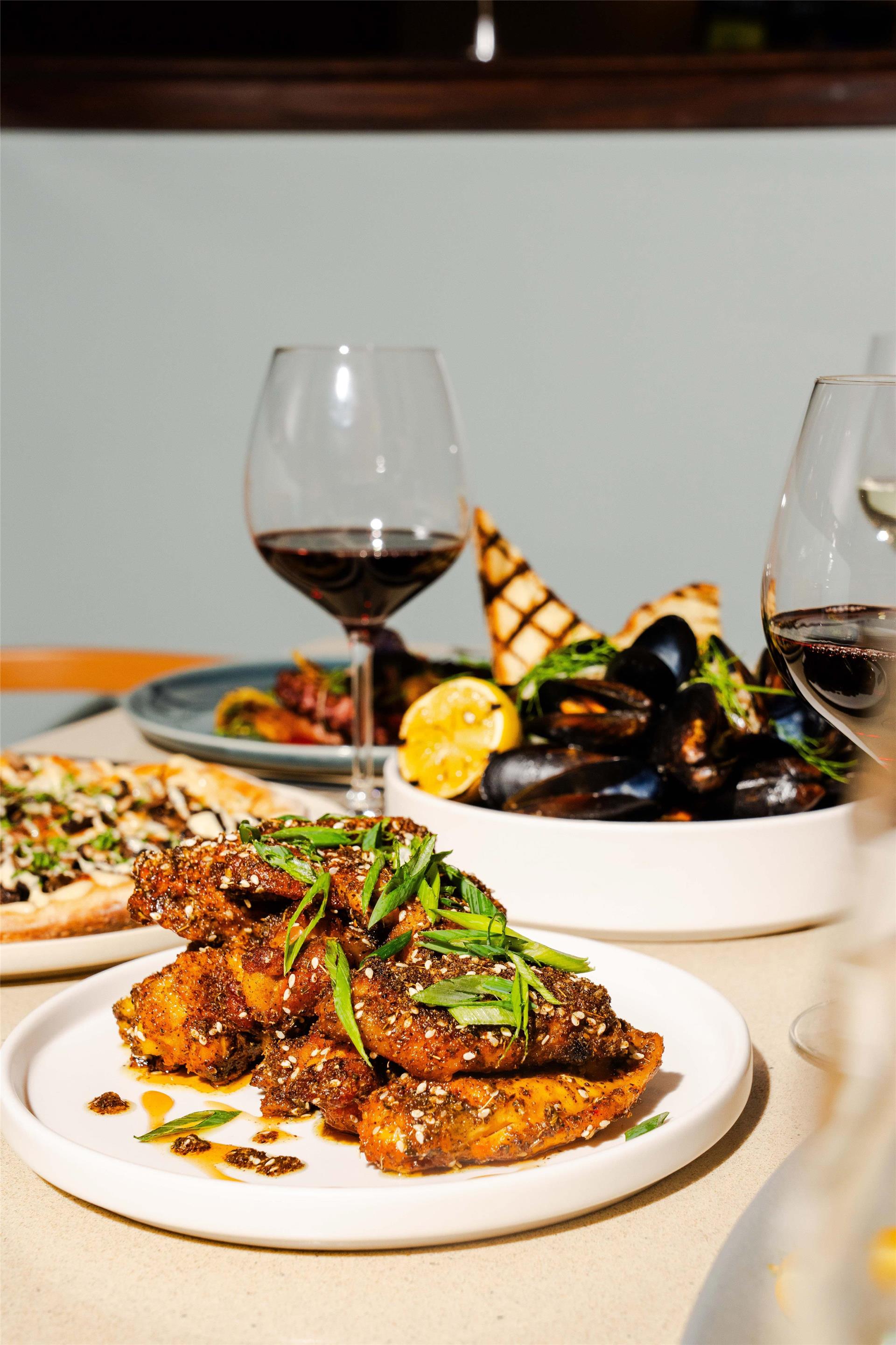 Restaurant | DoubleTree by Hilton Hotel Orlando at SeaWorld