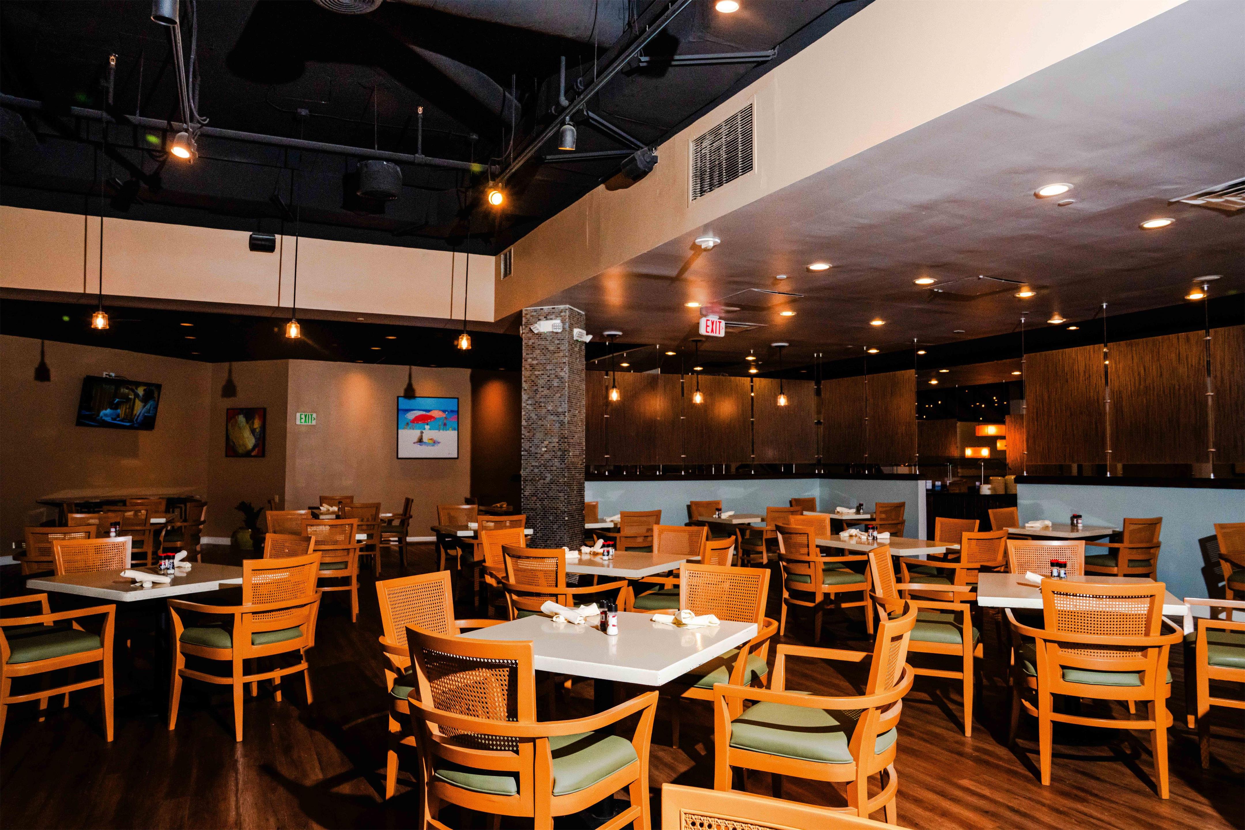 Restaurant | DoubleTree by Hilton Hotel Orlando at SeaWorld