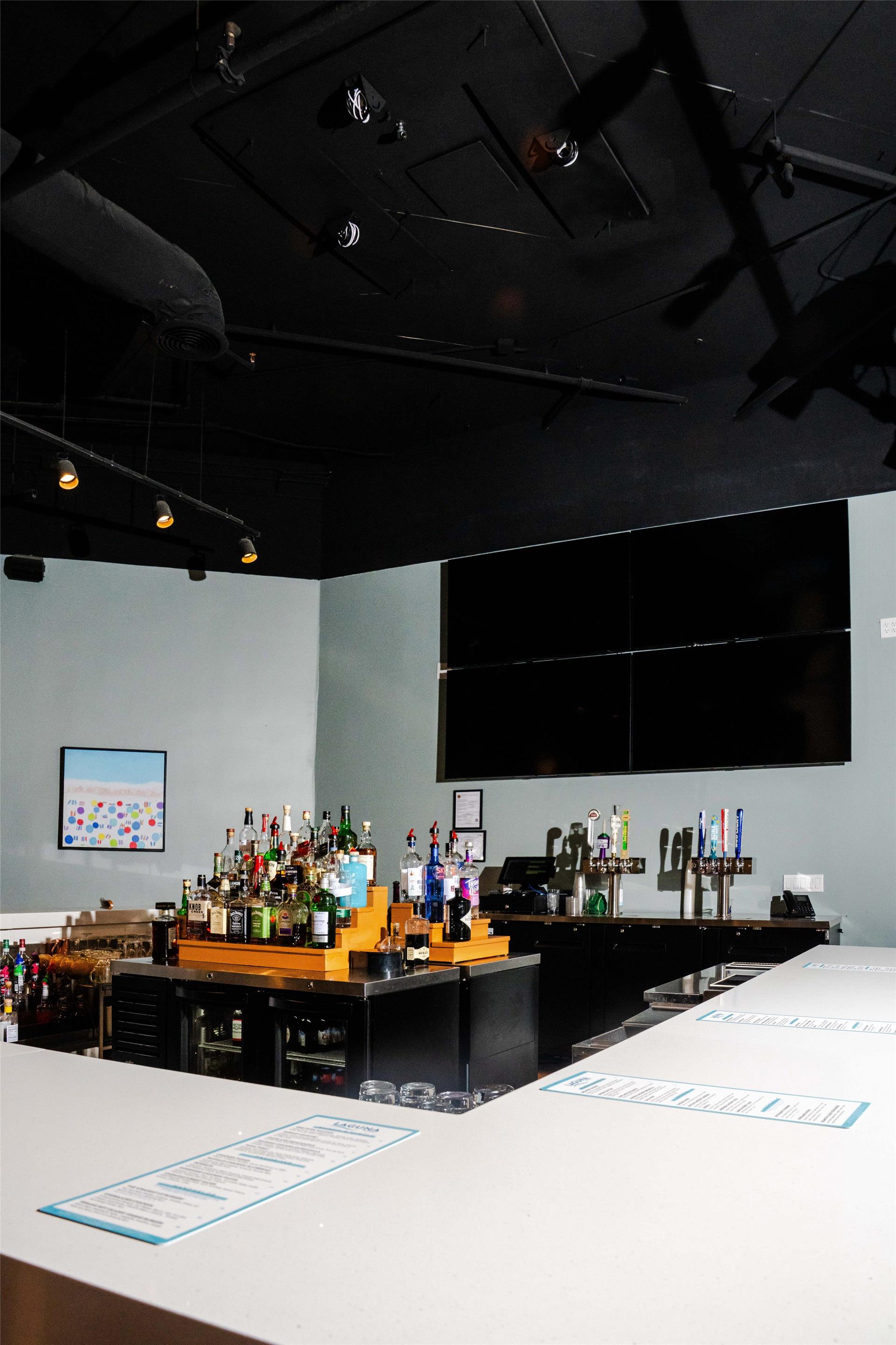 Restaurant | DoubleTree by Hilton Hotel Orlando at SeaWorld