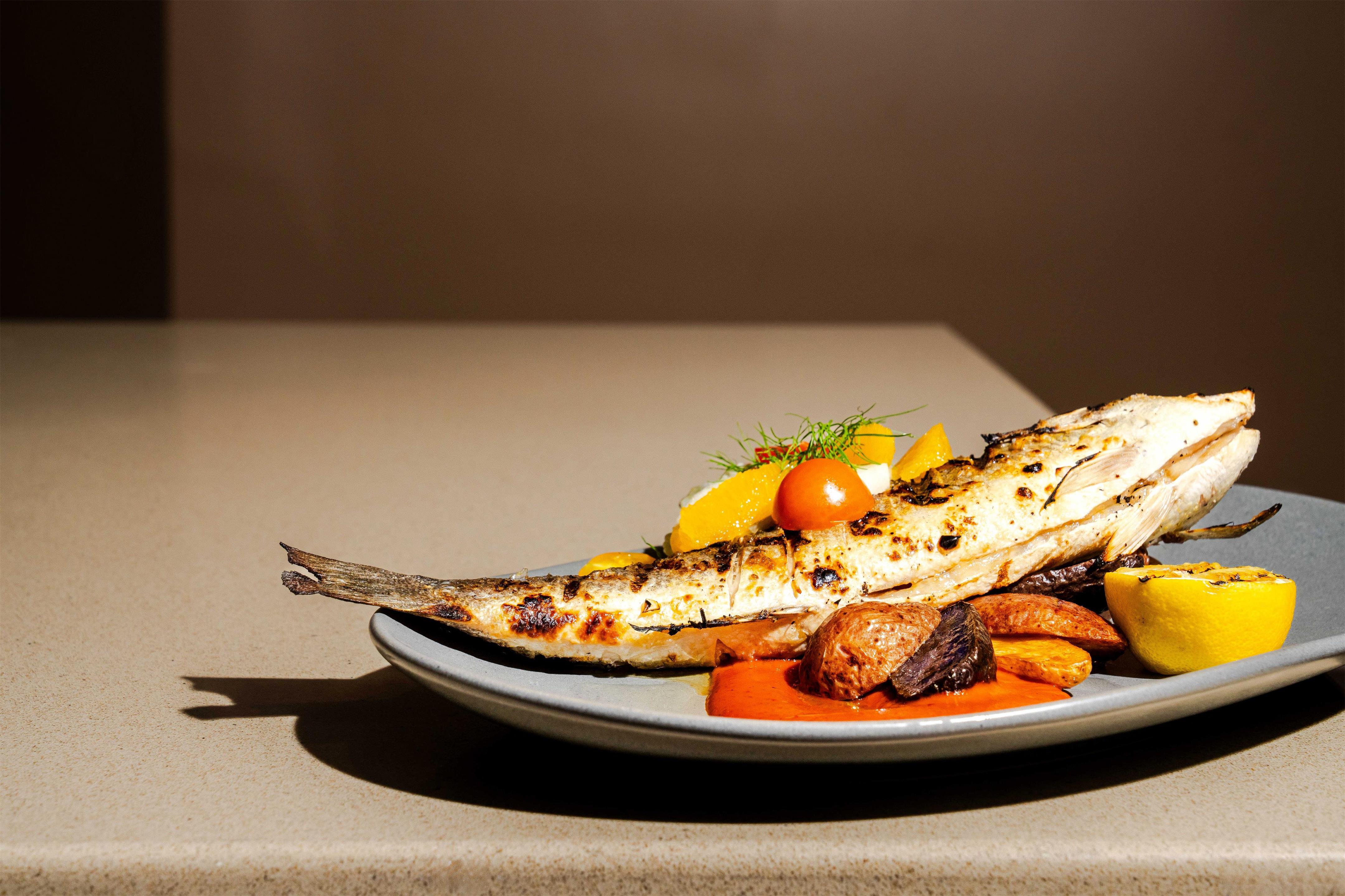 Restaurant | DoubleTree by Hilton Hotel Orlando at SeaWorld