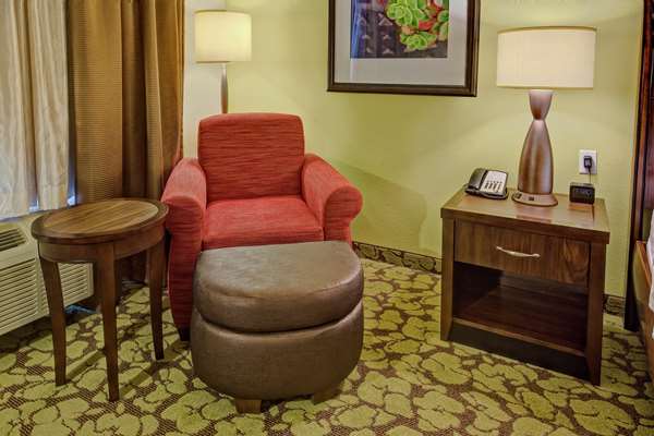  - Hilton Garden Inn Cordova - I-40, Exit 16