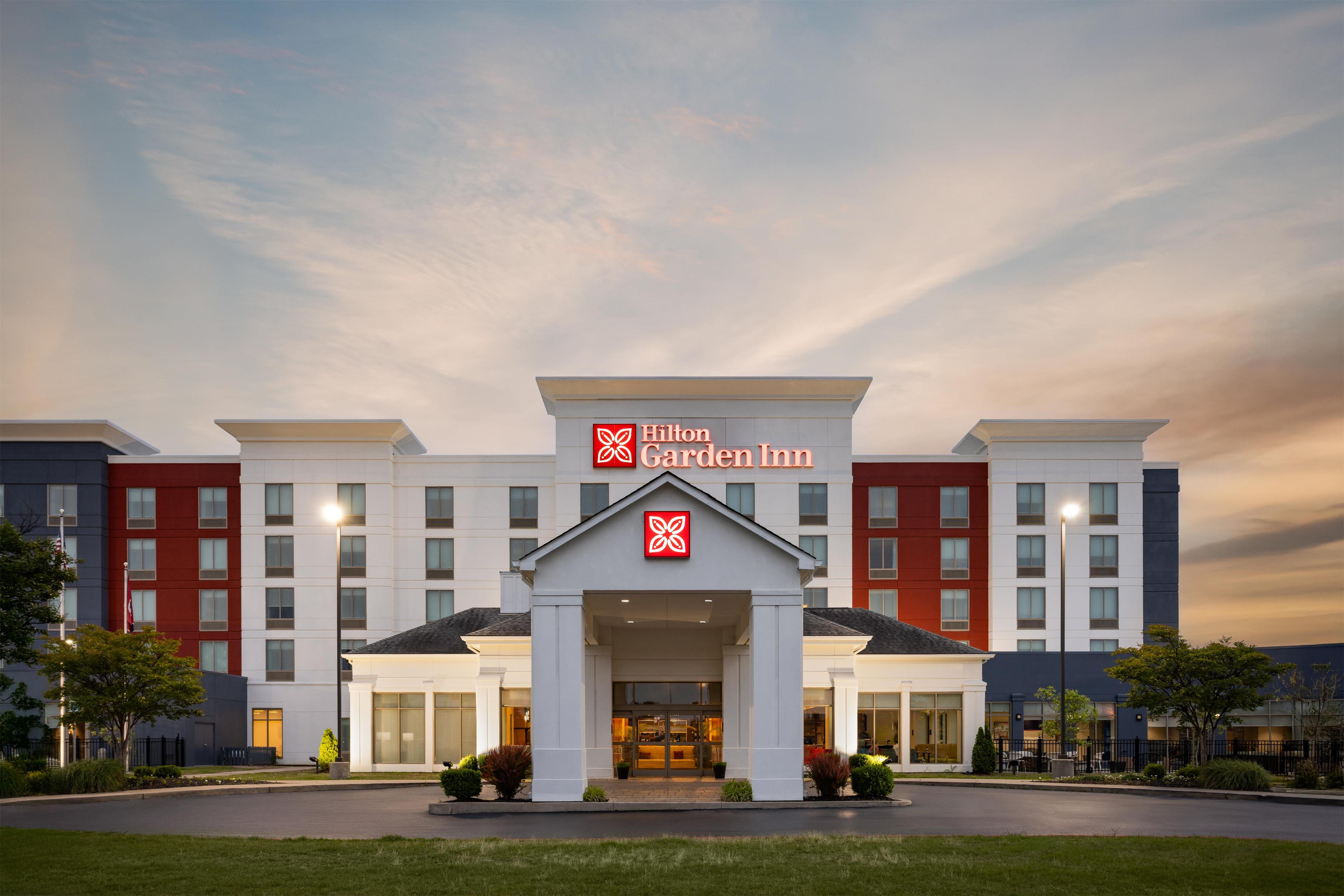 Exterior | Hilton Garden Inn Memphis/Wolfchase Galleria