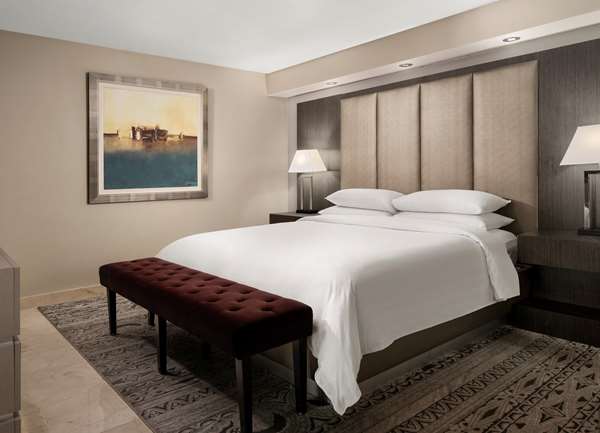  - DoubleTree by Hilton Grand Hotel Biscayne Bay Miami