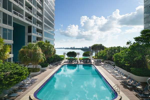 Pool - DoubleTree by Hilton Grand Hotel Biscayne Bay Miami