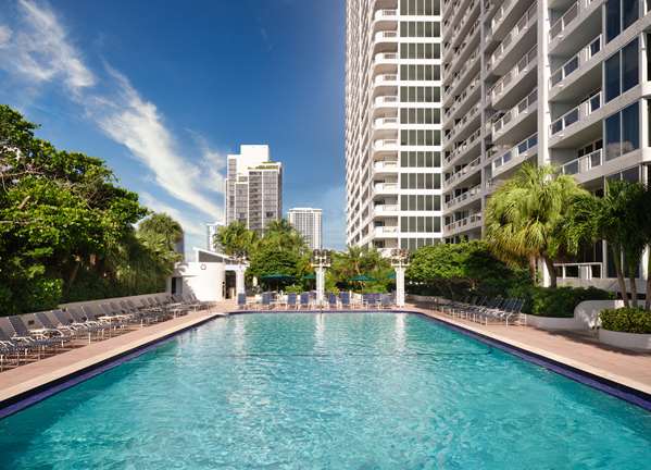 Pool - DoubleTree by Hilton Grand Hotel Biscayne Bay Miami
