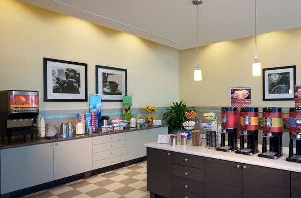 Restaurant - Hampton Inn & Suites Brickell Downtown Miami - I-95, Exit 1B